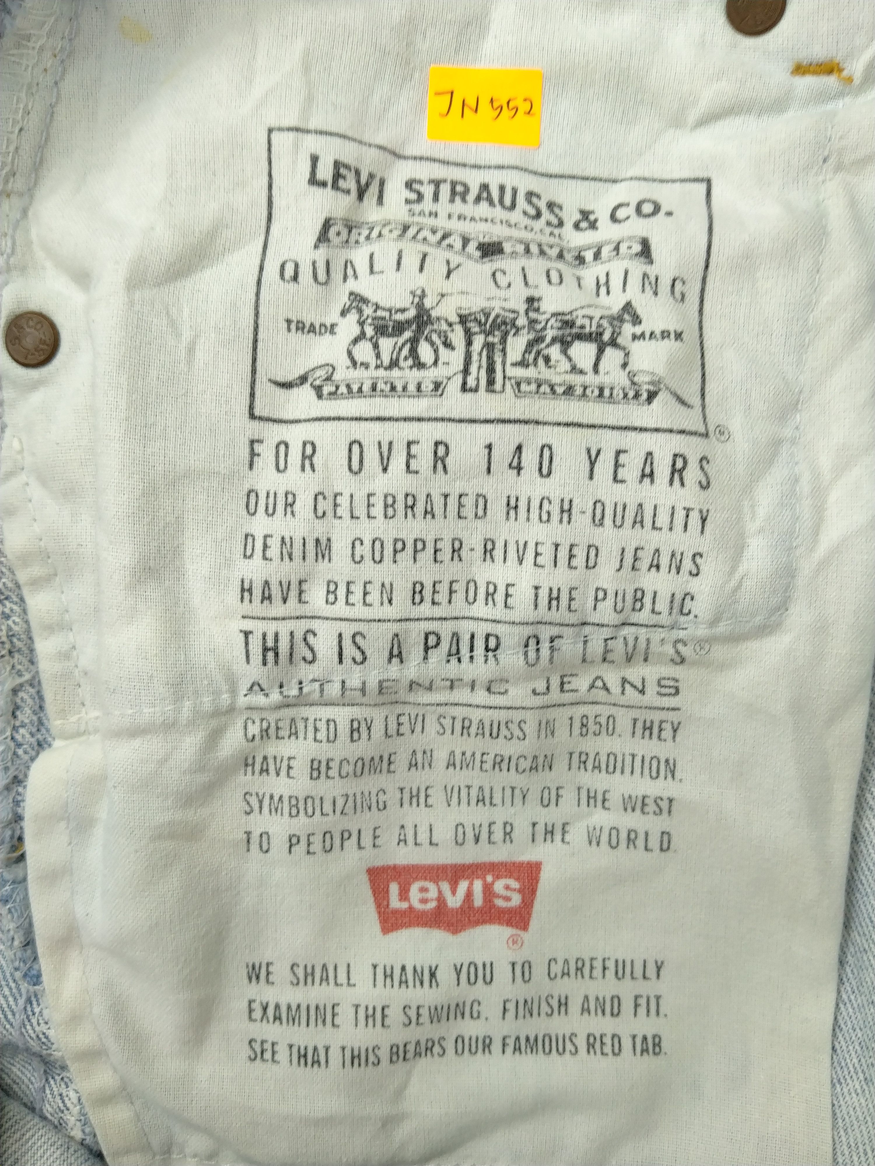 Levi's Light Wash Vintage Levi's 550 Denim 31 x 30.5 -JN552 Size US 31 - 8 Thumbnail