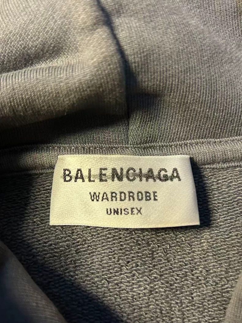Balenciaga Balenciaga Embroidered coke sweater Size US XS / EU 42 / 0 - 8 Thumbnail