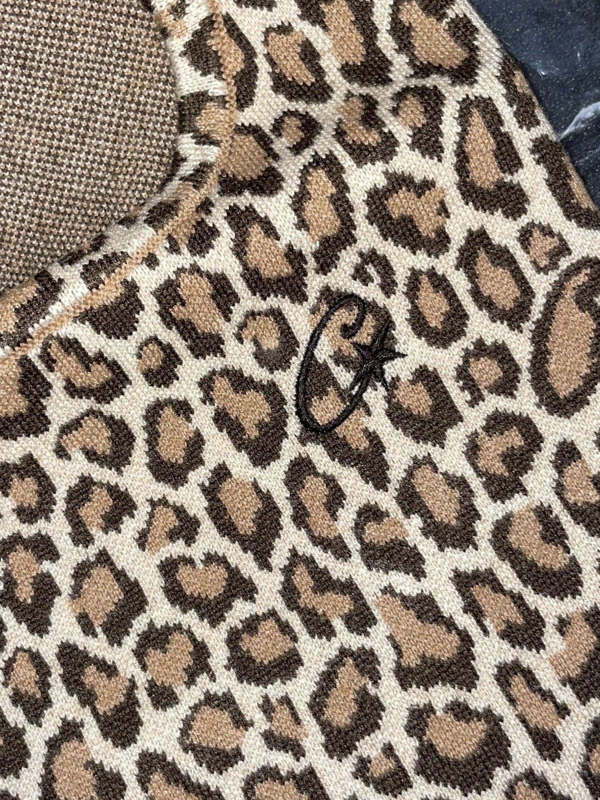 Corteiz CORTEIZ LEOPARD JACQUARD KNIT BALACLAVA [BROWN] Size ONE SIZE - 3 Thumbnail