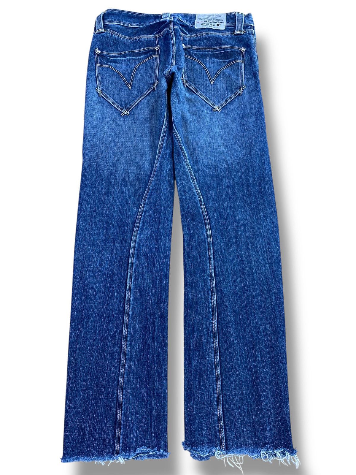 Levi's Levi’s Blue Wash Ripped Whiskered Style Skinny Jeans Size US 30 / EU 46 - 3 Thumbnail