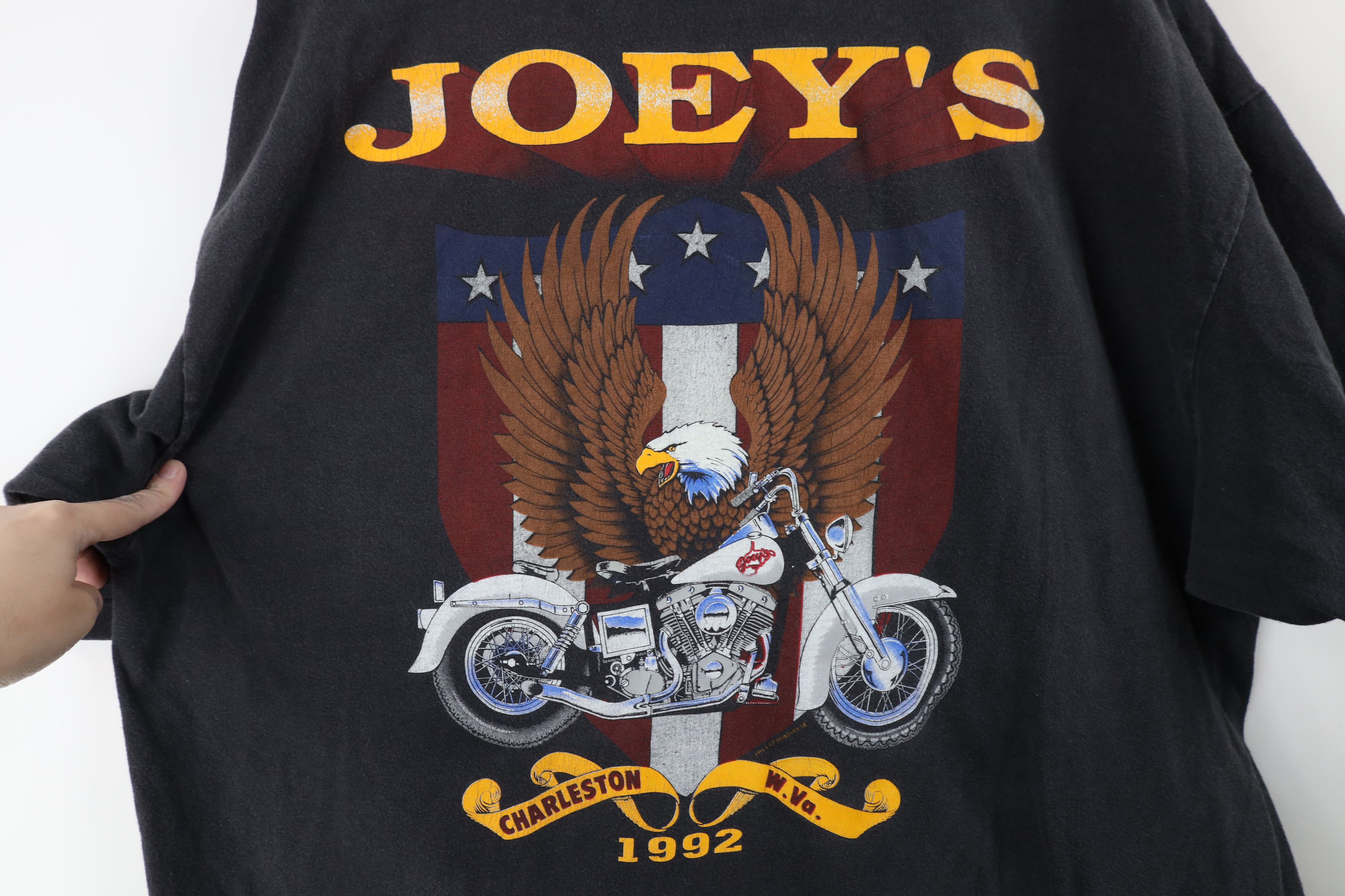 Vintage Vintage 90s Motorcycle Bar Eagle West Virginia T-Shirt USA Size US XL / EU 56 / 4 - 10 Thumbnail