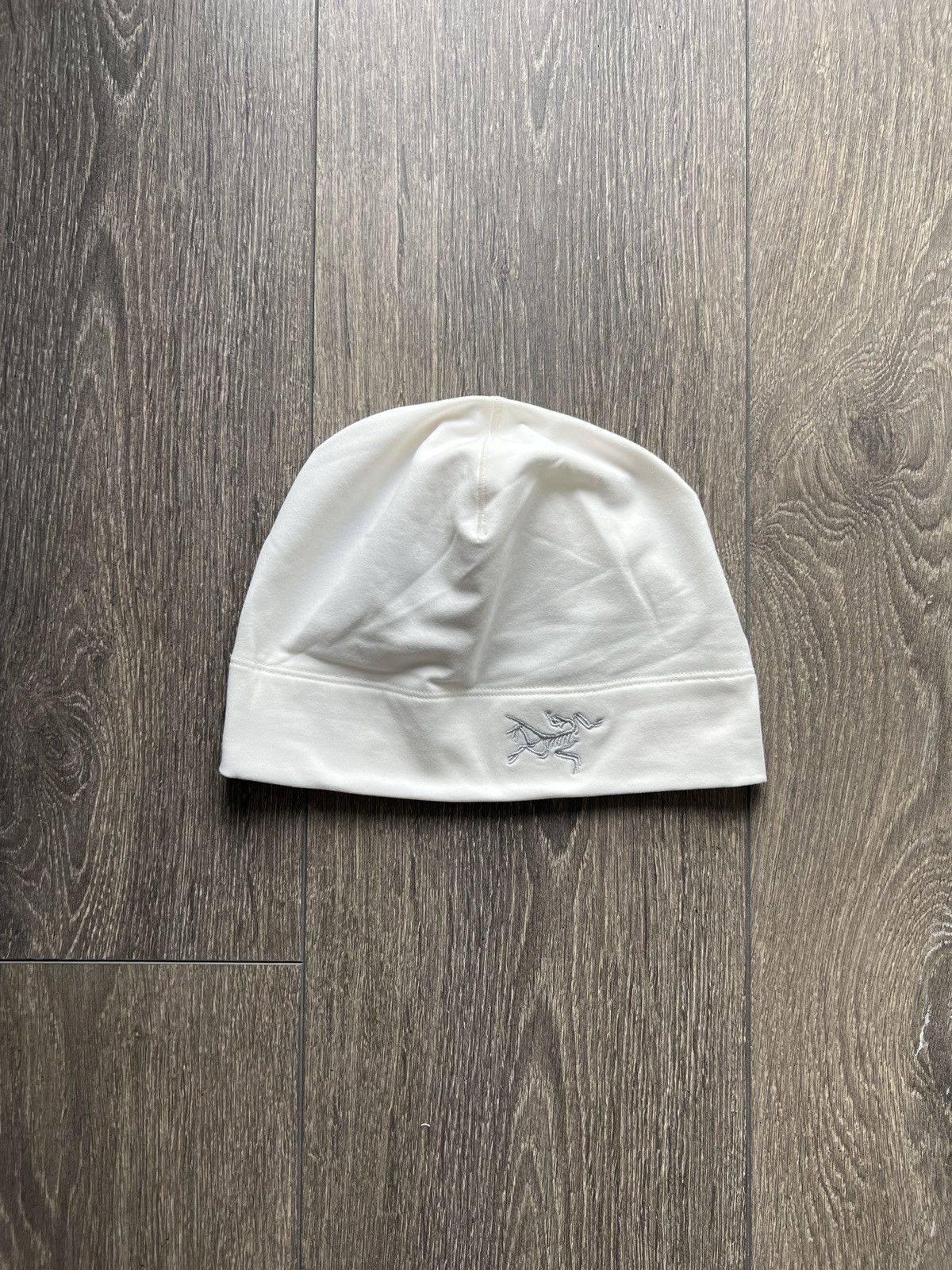 ARC'TERYX ビーニー <ホワイト> Arc'teryx Beanie White | Grailed