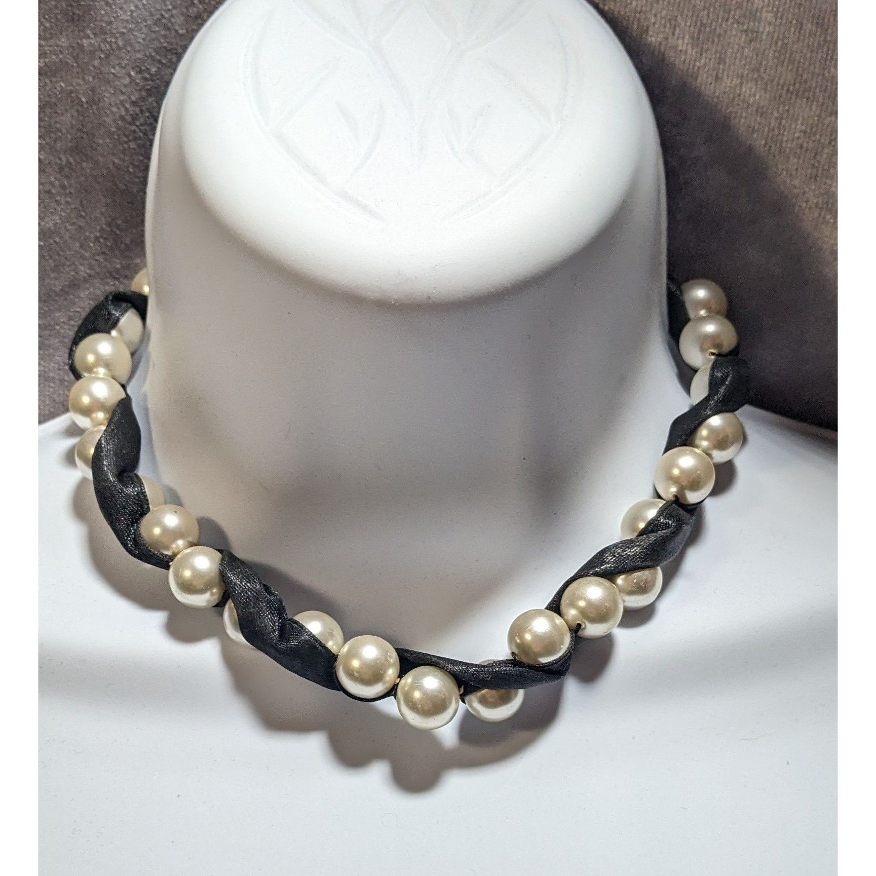 Other Ribbon & Faux Pearl Torsade Necklace Size ONE SIZE - 1 Thumbnail