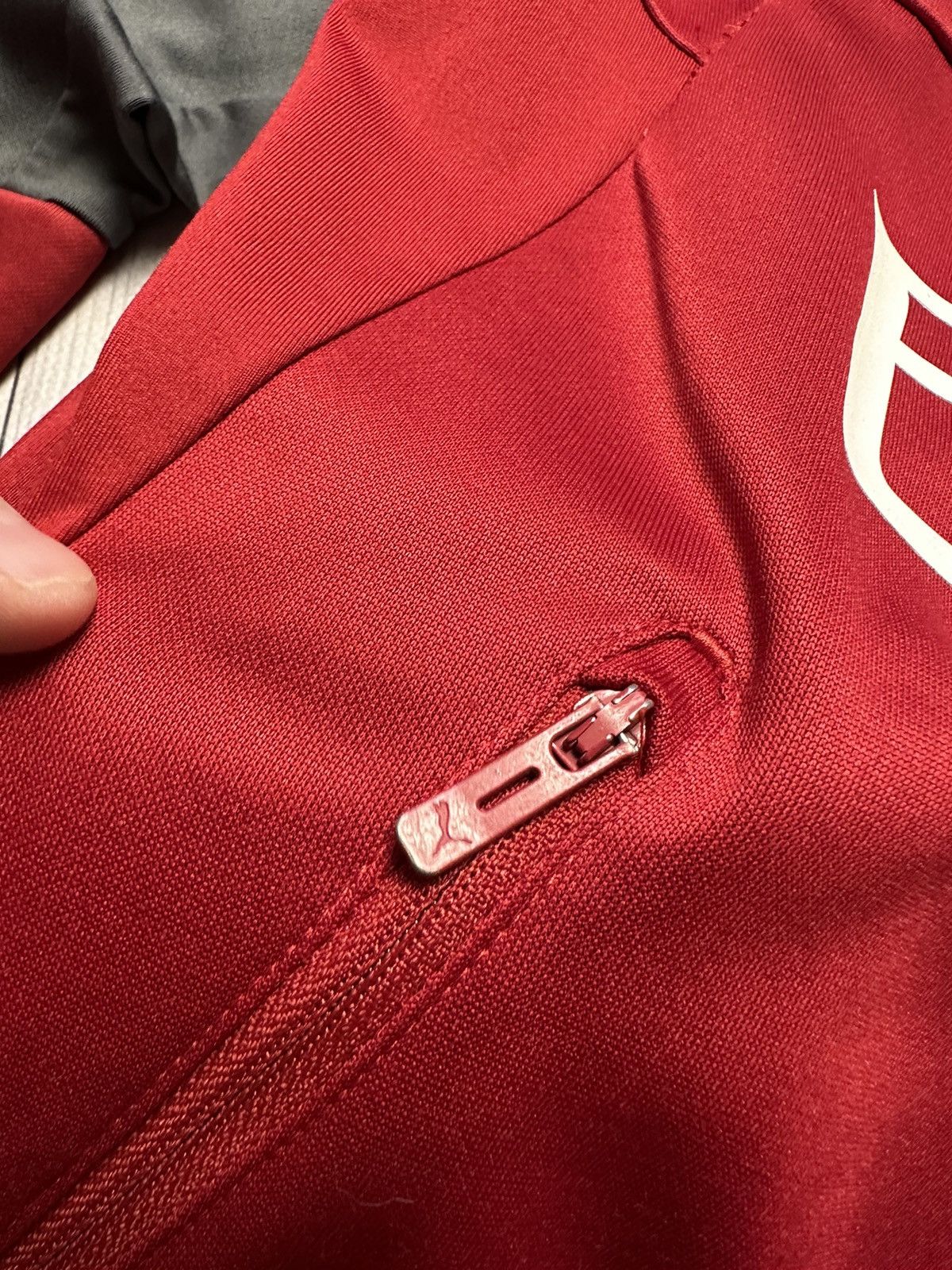 Puma Vintage Arsenal soccer jersey puma jacket size M Size US S / EU 44-46 / 1 - 4 Thumbnail