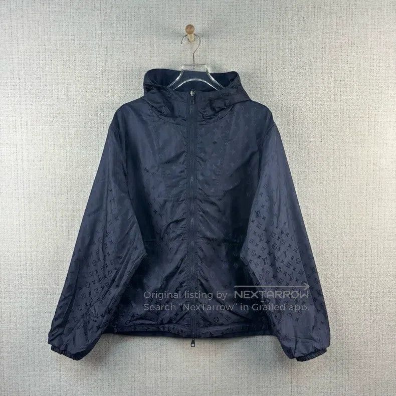 Louis Vuitton Louis Vuitton FW22 Logo Print Reversible Windproof Hooded Size US XL / EU 56 / 4 - 3 Thumbnail