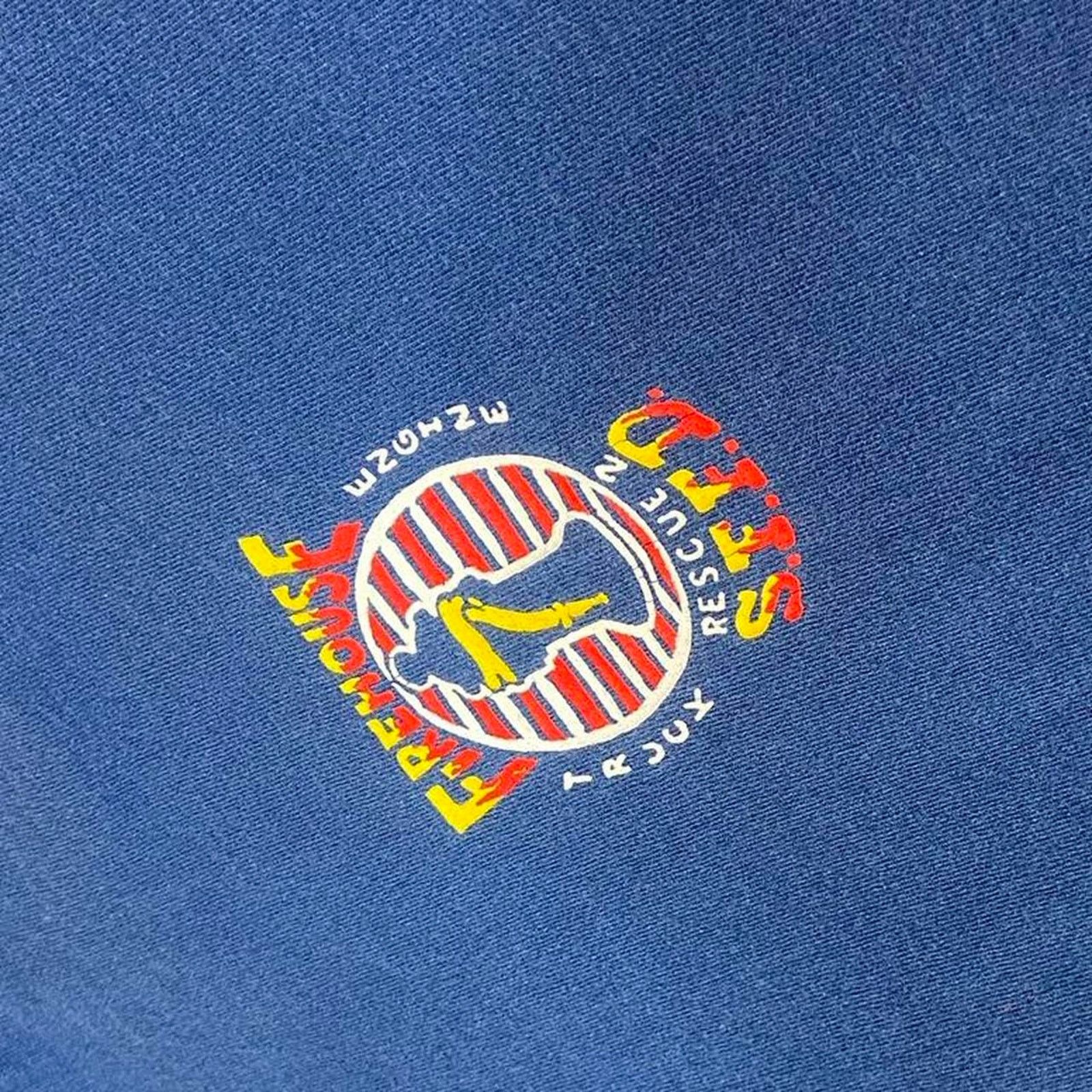 Gildan 90s navy blue fire fighters Size US XXL / EU 58 / 5 - 2 Thumbnail