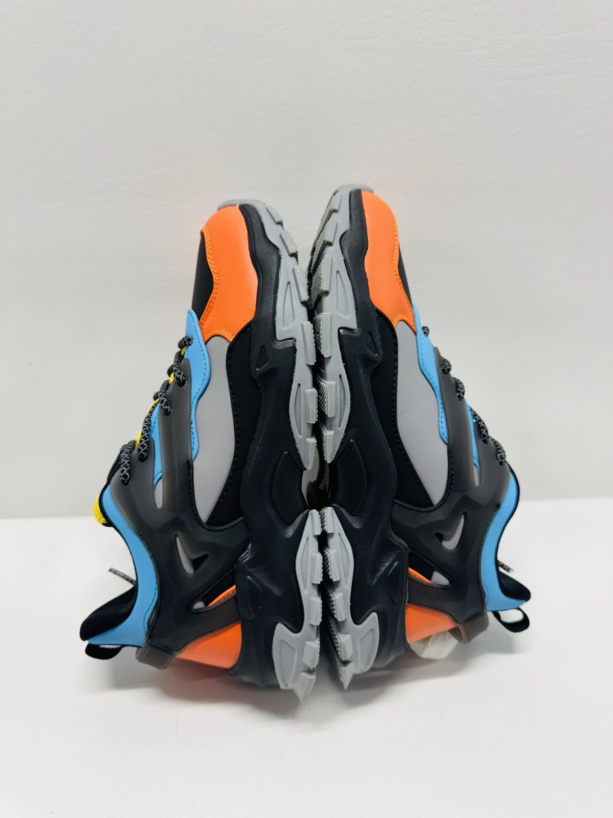 Other Mazino K-Molten-011-D Grey Size US 6.5 / EU 39-40 - 2 Thumbnail