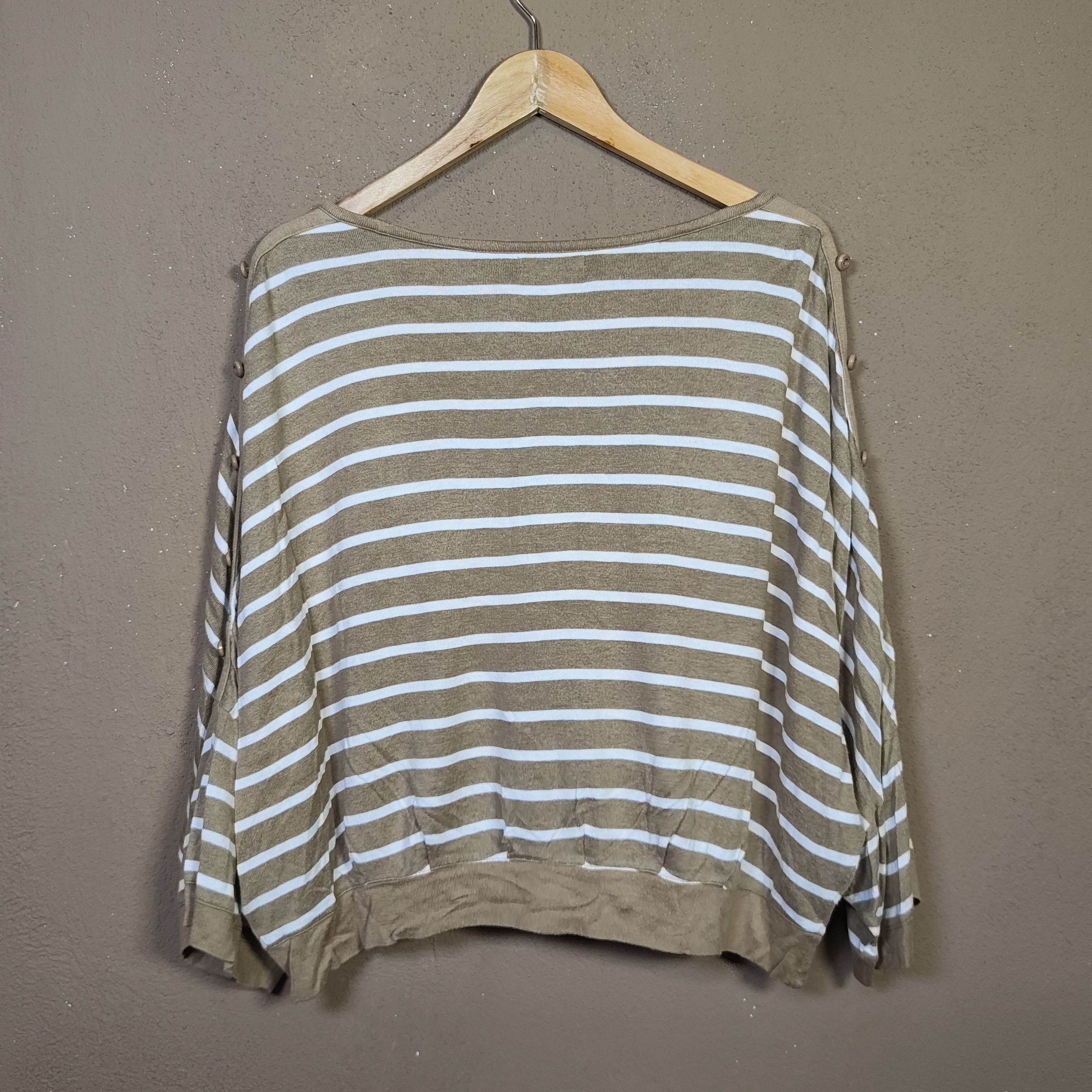 Burberry BURBERRY Ladies Baggy/Oversized Long Sleeve Striped Tshirt Size M / US 6-8 / IT 42-44 - 2 Thumbnail
