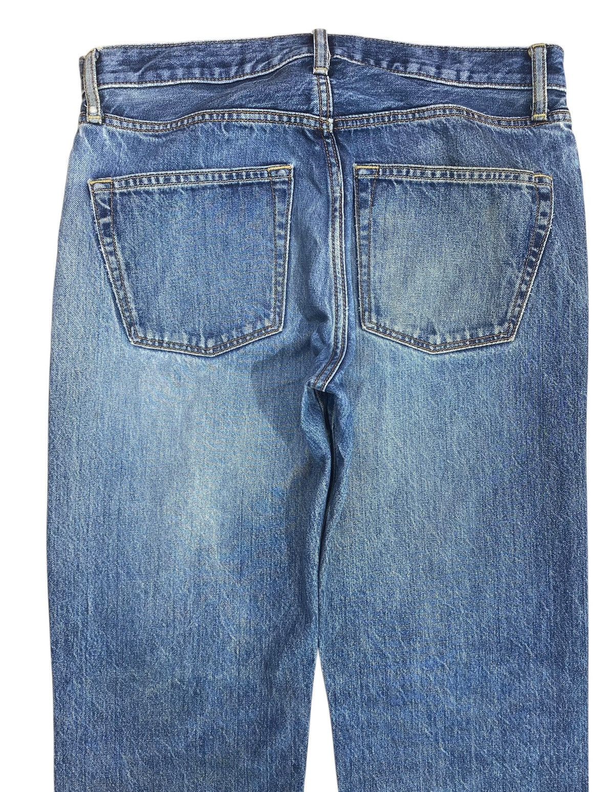 Uniqlo Uniqlo Grunge Faded Wash Style Loose Jeans Size US 31 - 4 Thumbnail