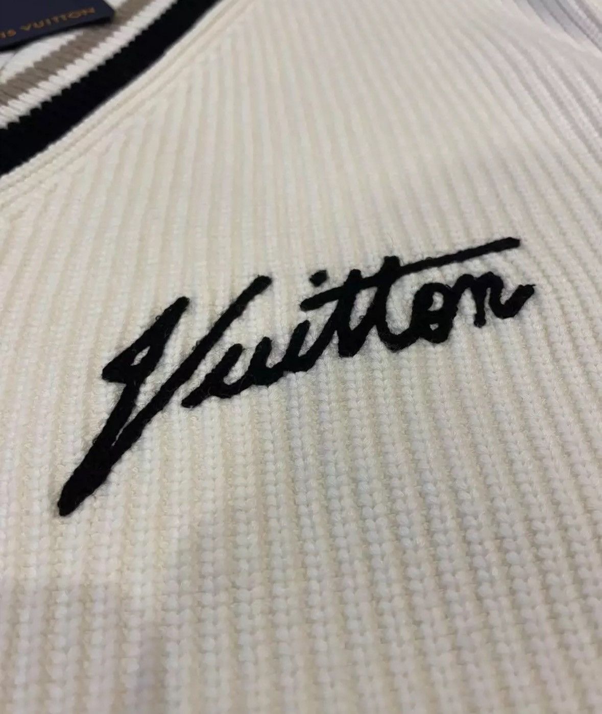 Louis Vuitton Louis Vuitton sweater Size US XL / EU 56 / 4 - 3 Thumbnail