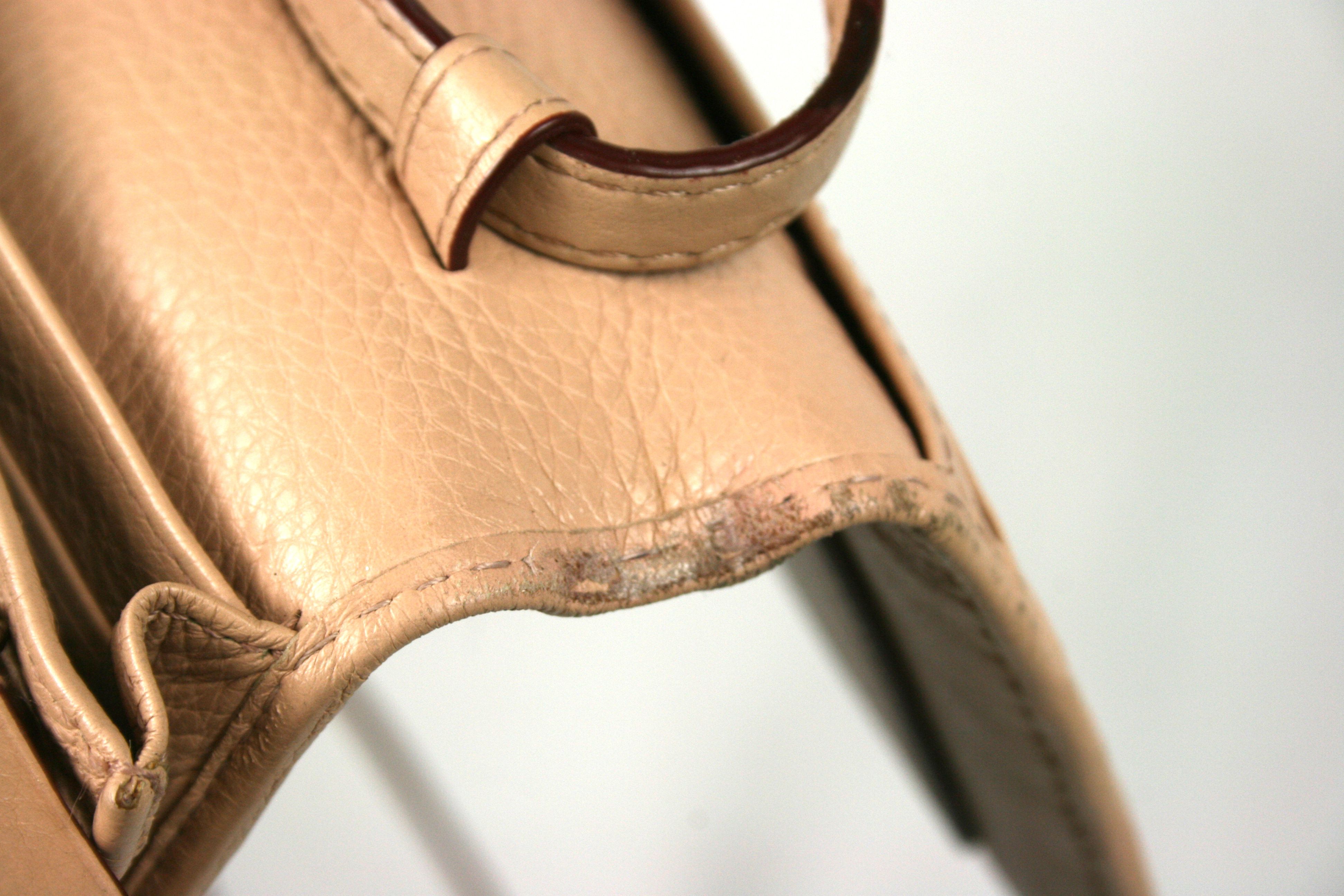 Marc Jacobs Crossbody Leather Strap Wallet Mini Bag Size ONE SIZE - 11 Thumbnail