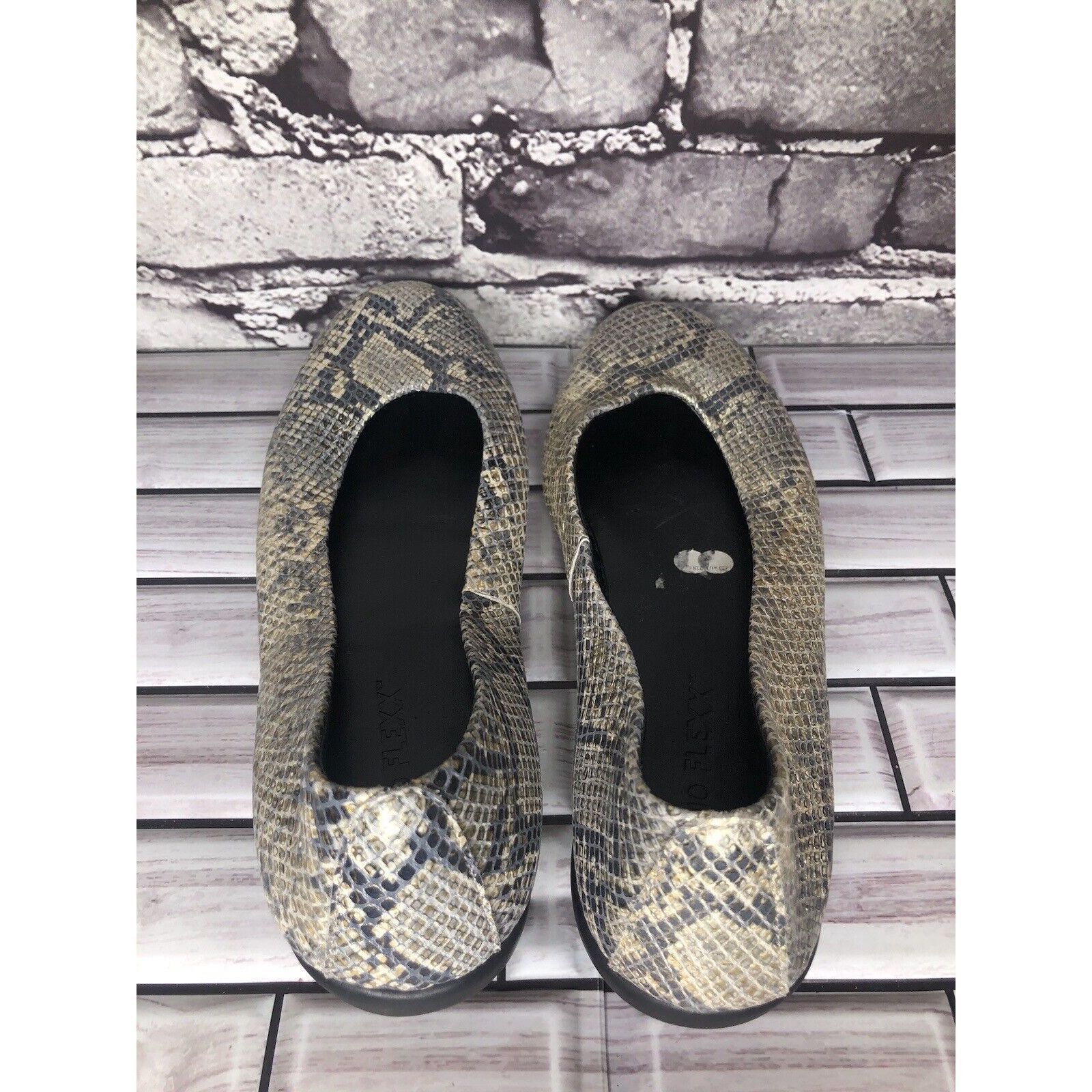 A-Flex The Flexx Gray Python Snake Skin Round Toe Wedge Flats Shoes Size US 8 / IT 38 - 5 Thumbnail