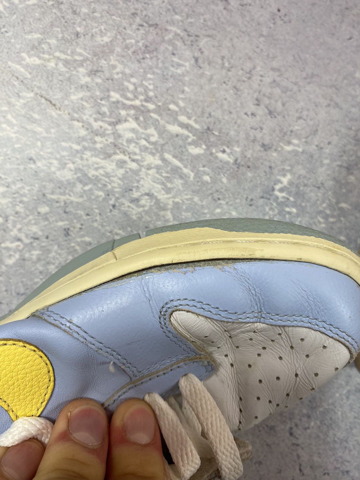 Vintage Vintage Nike Dunk Low Ice Blue Maize White 2000 Size US 5 / EU 37 - 11 Thumbnail