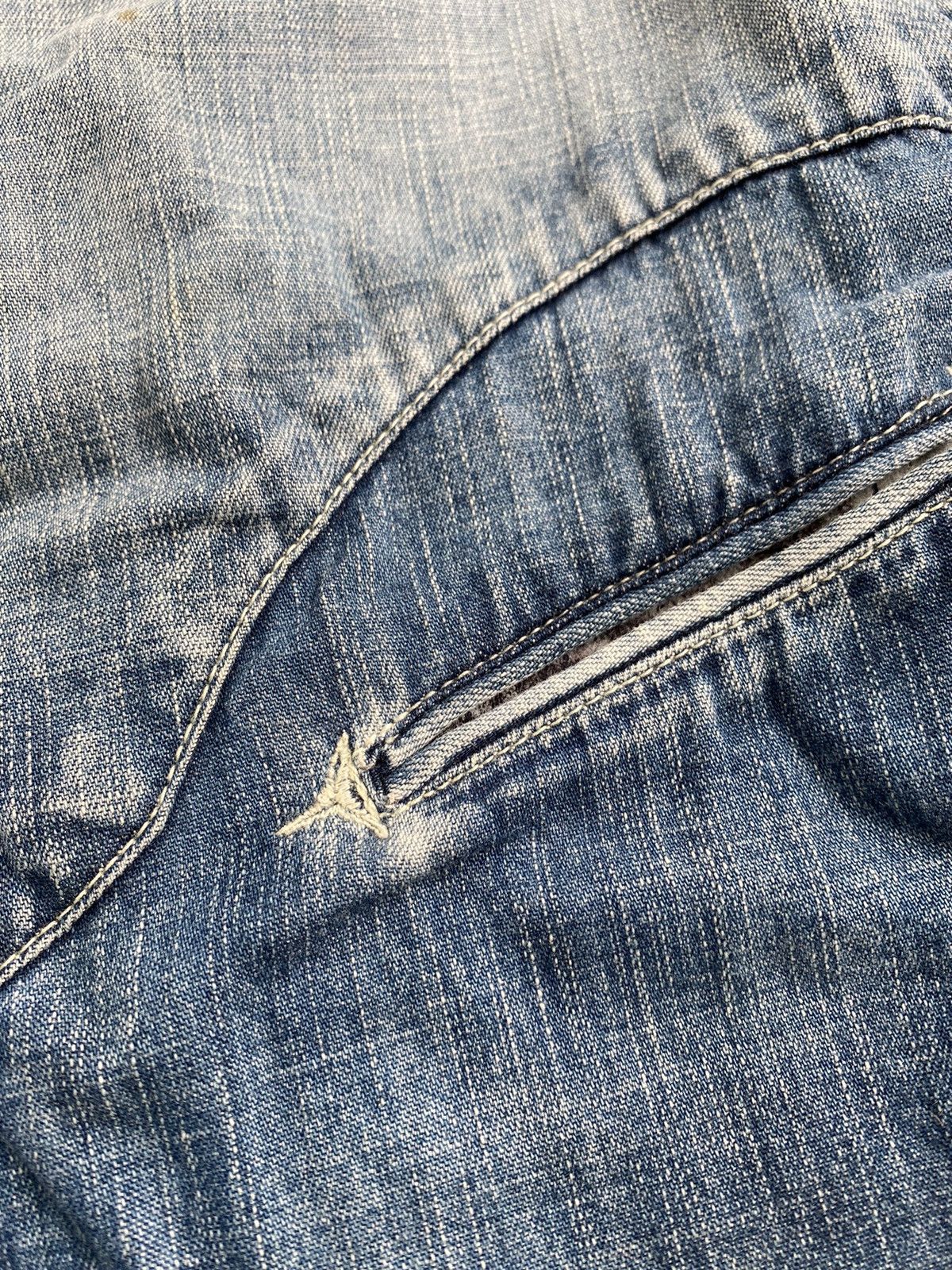 Isamu Katayama Backlash Isamu Katayama Backlash wash western denim shirt Size US S / EU 44-46 / 1 - 7 Thumbnail