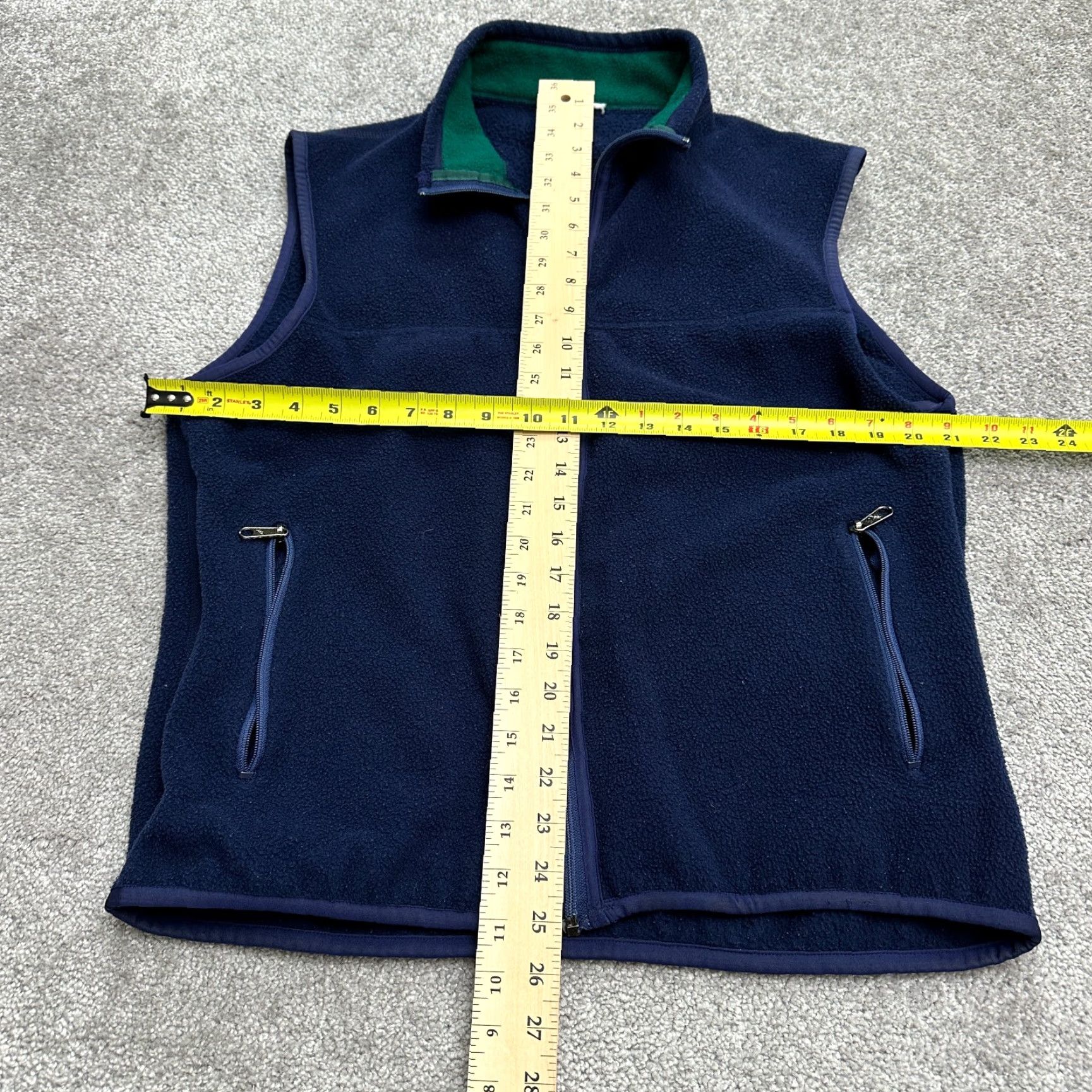 Vintage Unbranded Fleece Vest Jacket Mens Large Navy Blue Full Zip Pocket Outdoor Casual Size US L / EU 52-54 / 3 - 5 Thumbnail