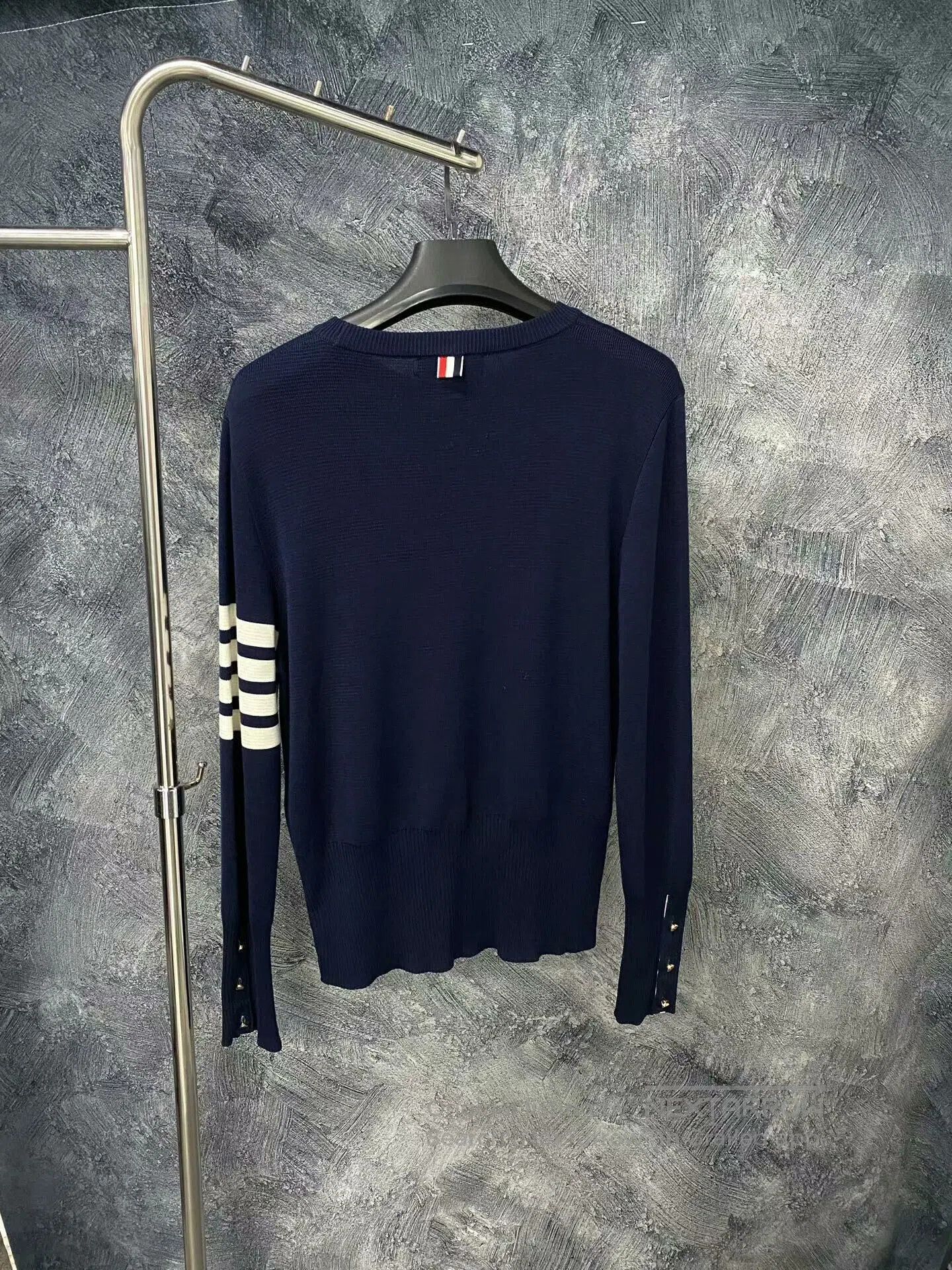 Thom Browne thom browne classic navy crewneck sweater. Size XL / US 12-14 / IT 48-50 - 2 Thumbnail