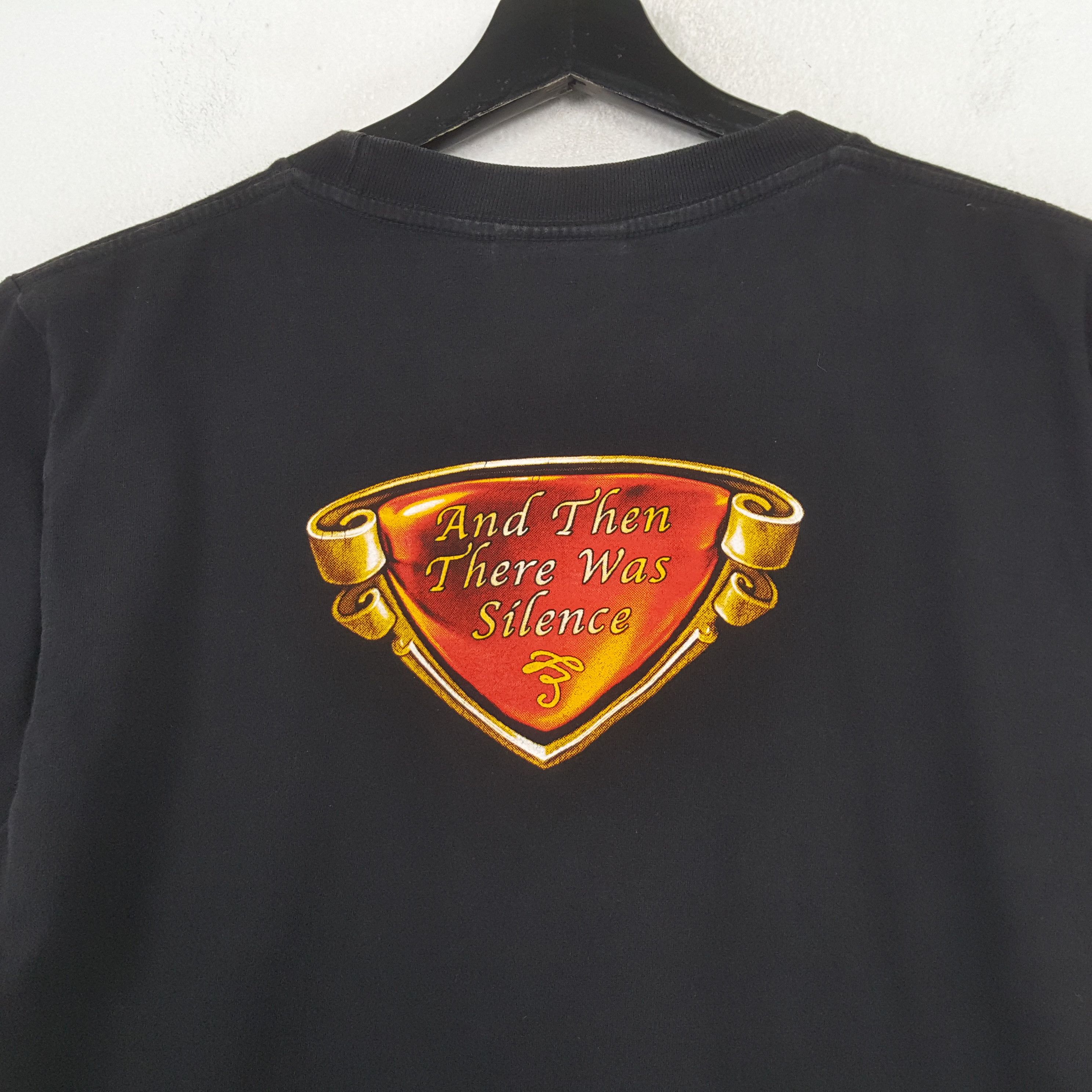 Band Tees Blind Guardian Rock Metal Band Tshirt RR2 Size US M / EU 48-50 / 2 - 4 Thumbnail