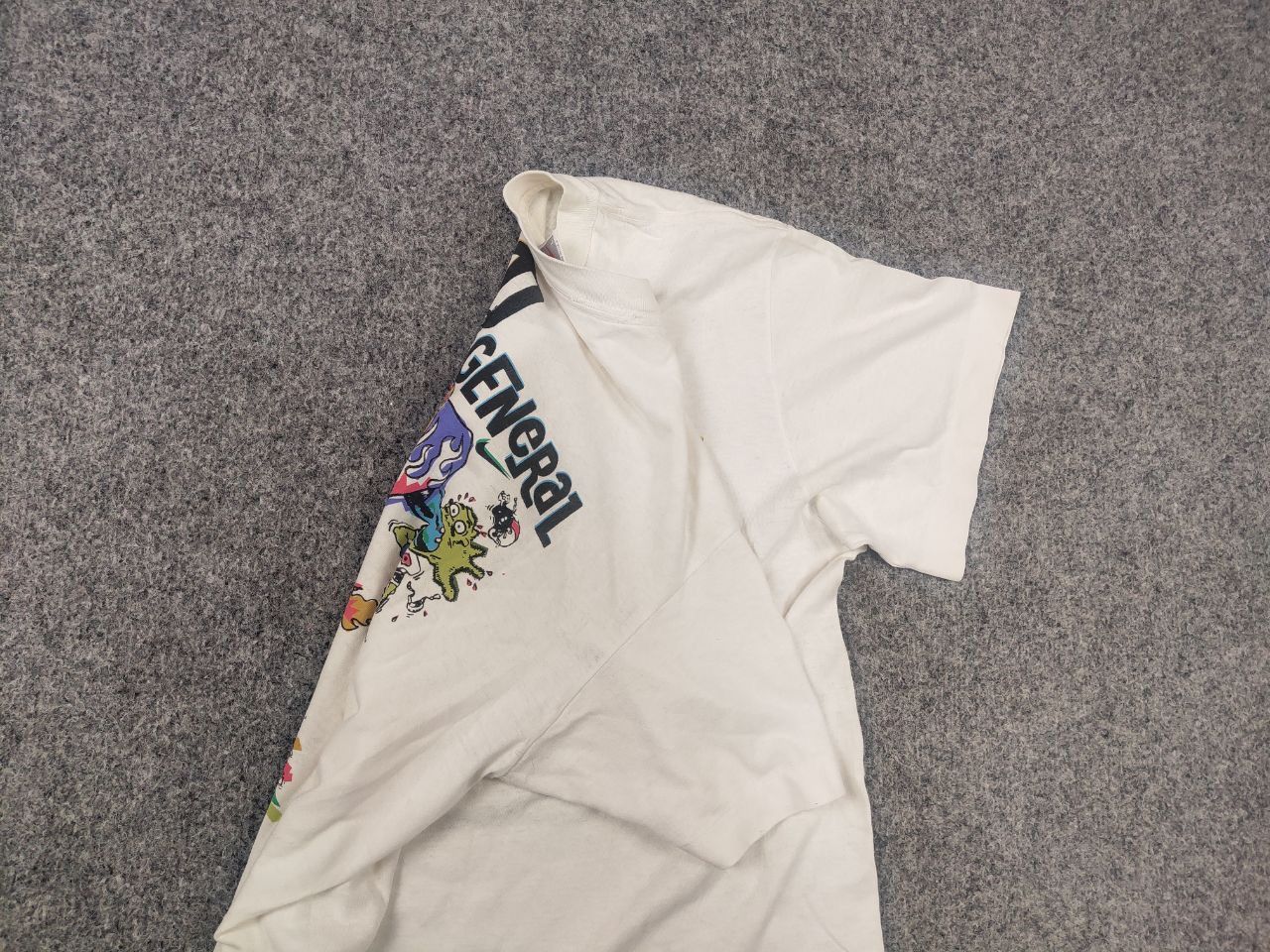 Nike Rare Vintage 80s Nike Field General flame Swoosh Tee T shirt Size US L / EU 52-54 / 3 - 14 Thumbnail