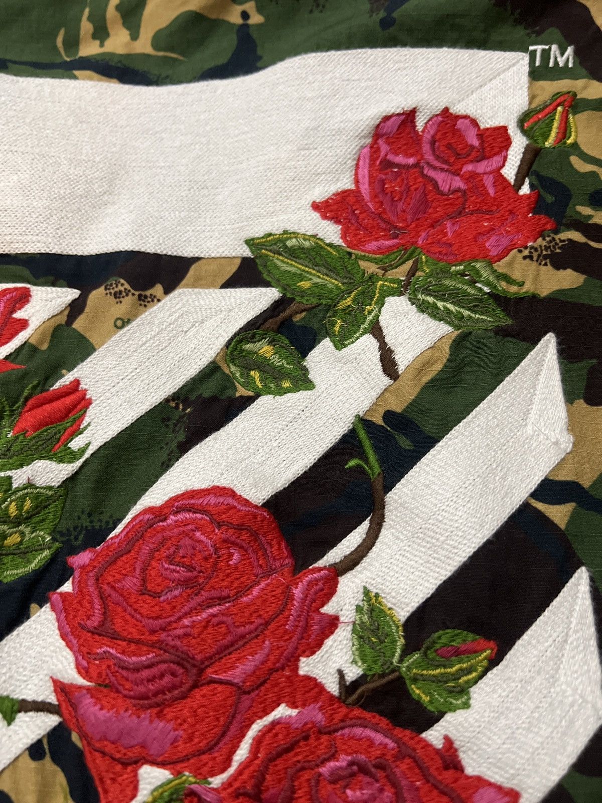 Off-White Off-White Diagonal Rose Stripes Camo Jacket ‘Camo’ Size L / US 10 / IT 46 - 7 Thumbnail
