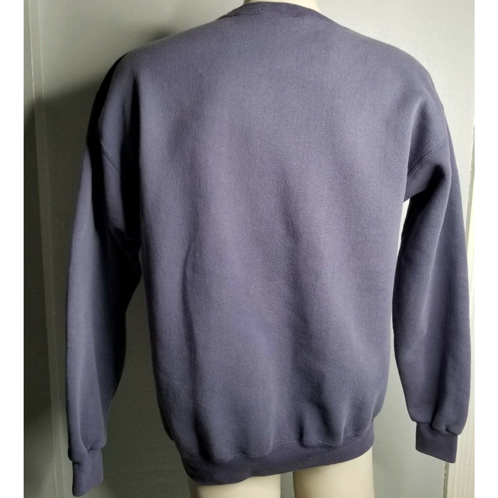 Van Heusen VINTAGE Van Heusen Mens L Golf Sweatshirt Crewneck Sportsman Blue 90s USA Pullover Shirt Men L blue 90s golf Size US L / EU 52-54 / 3 - 2 Thumbnail