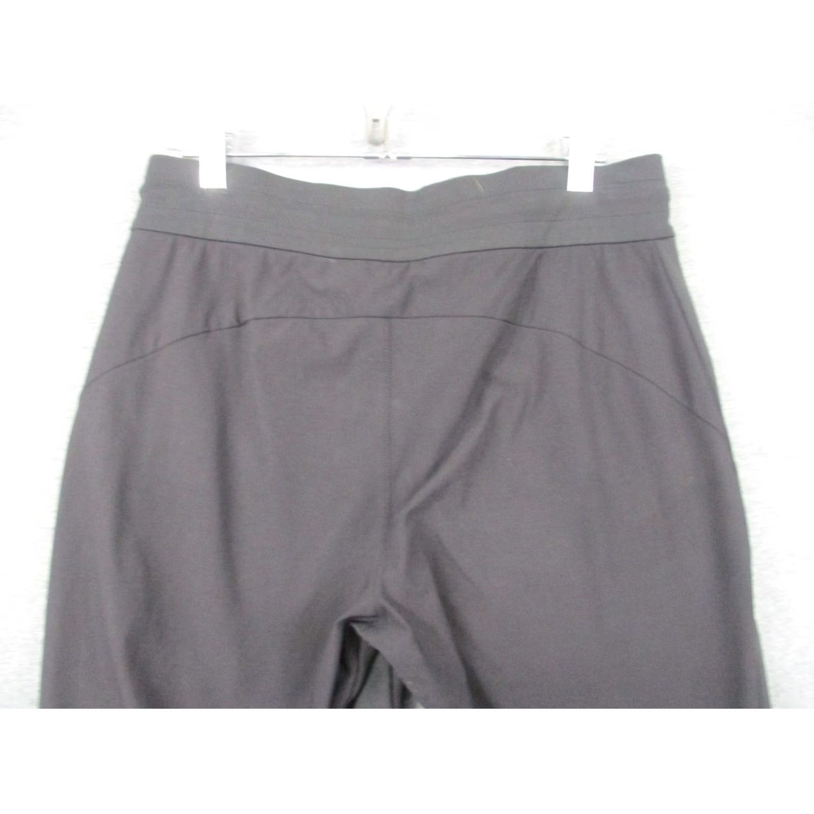 Athleta Athleta Trek Jogger Pants Women 6 Black Zip Pockets Running Athletic Size 30" / US 8 / IT 44 - 6 Thumbnail