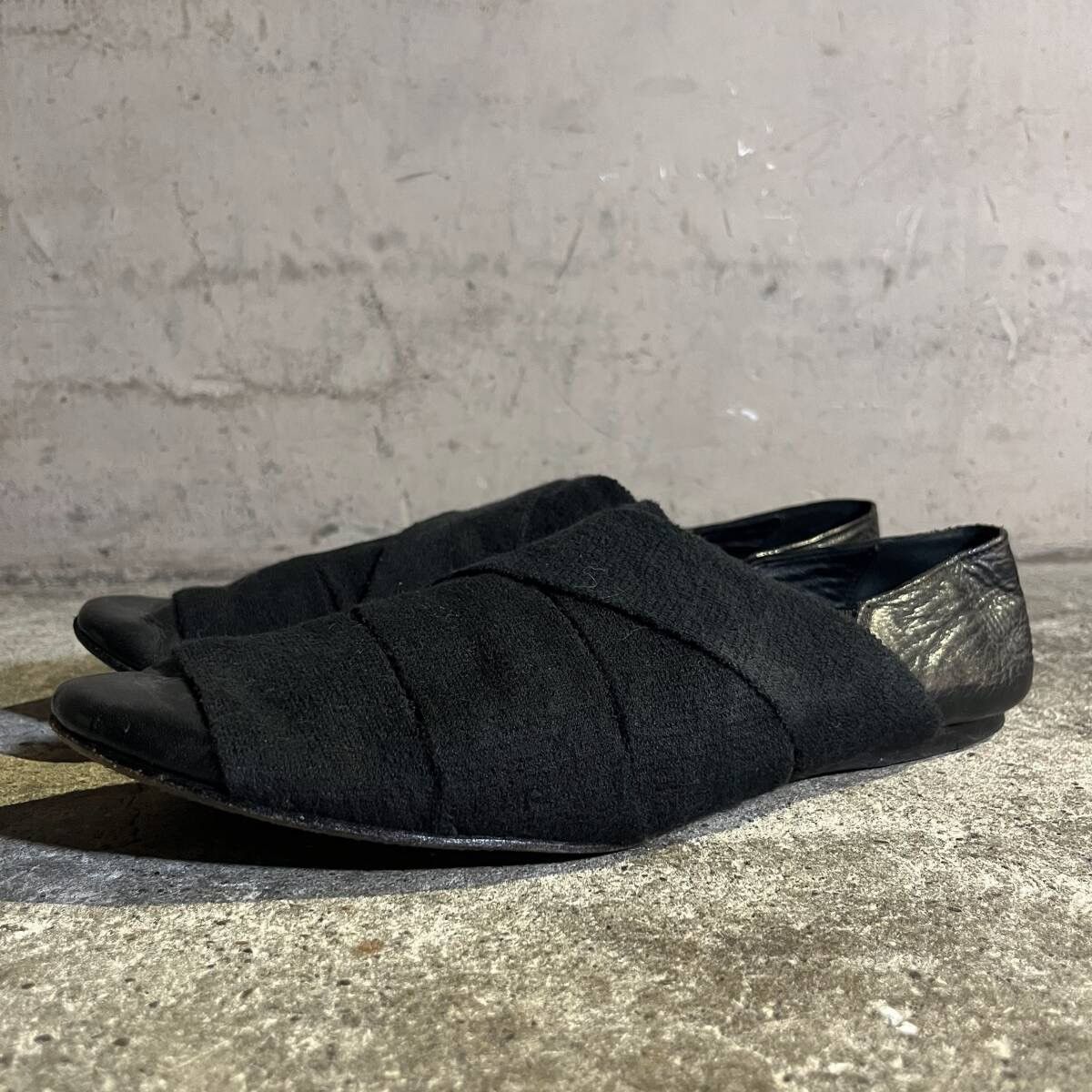 Yohji Yamamoto bandage leather slip ons
