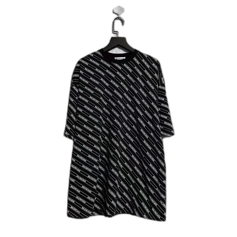 Balenciaga Balenciaga Short Sleeve T-Shirt Size S-yf Size US S / EU 44-46 / 1 - 1 Thumbnail