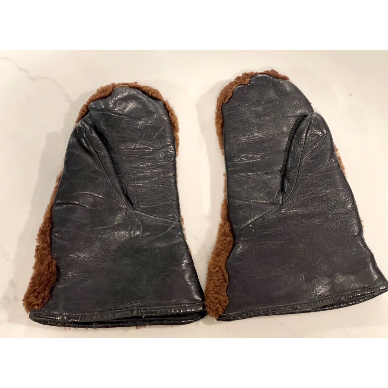 Vintage VINTAGE Black Leather Brown Fleece Mittens Winter Gloves Adult 9 3/4" Size US L / EU 52-54 / 3 - 3 Thumbnail