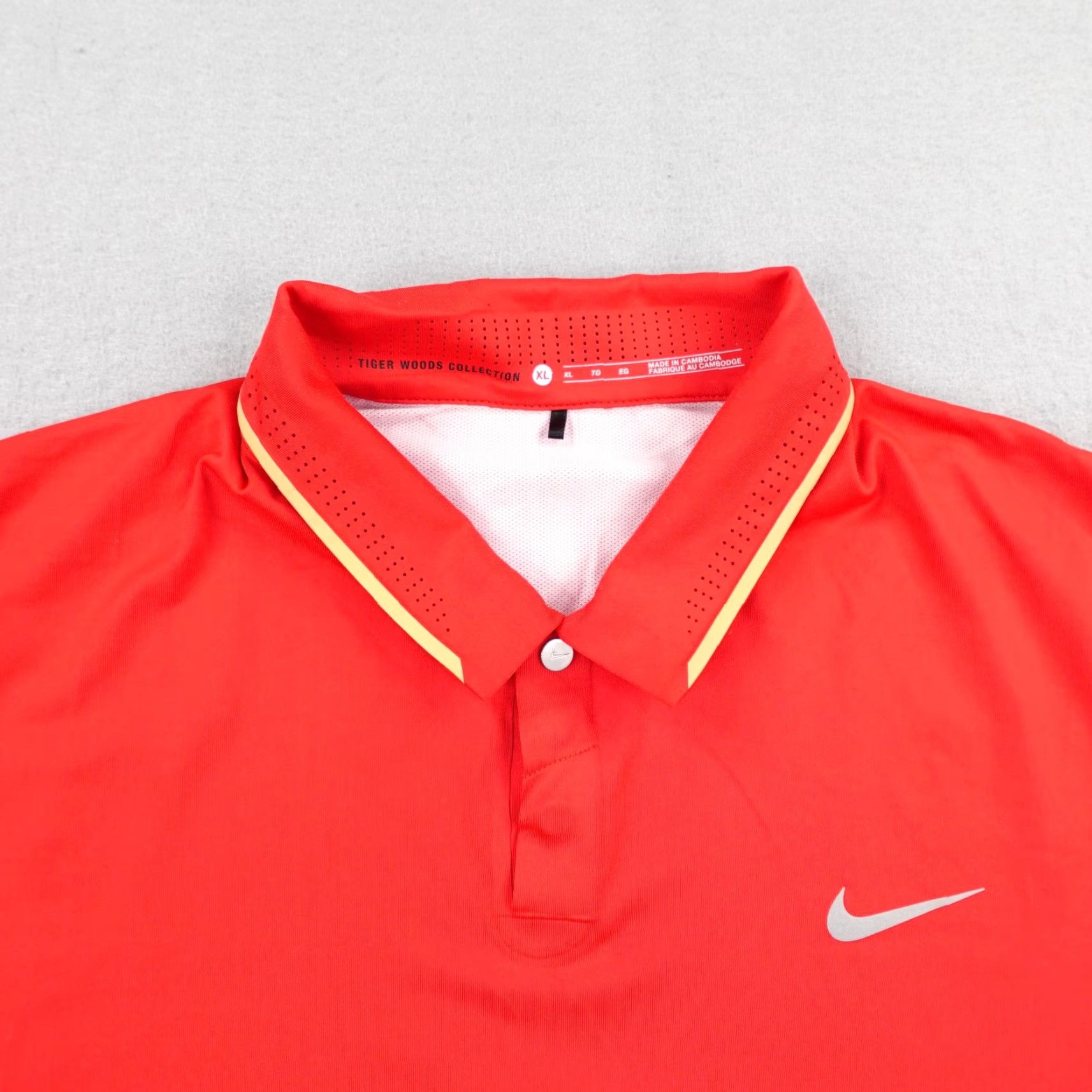 Nike Nike Shirt Mens XL Red Tiger Woods Dri Fit Performance TW Glow Golf Snap Polo Size US XL / EU 56 / 4 - 2 Thumbnail