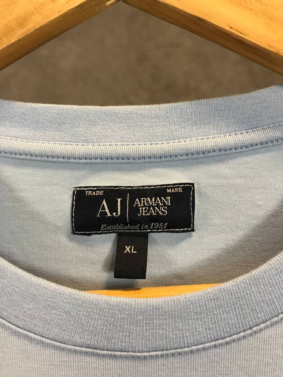 Armani Armani Jeans art designer tee Size US L / EU 52-54 / 3 - 4 Thumbnail