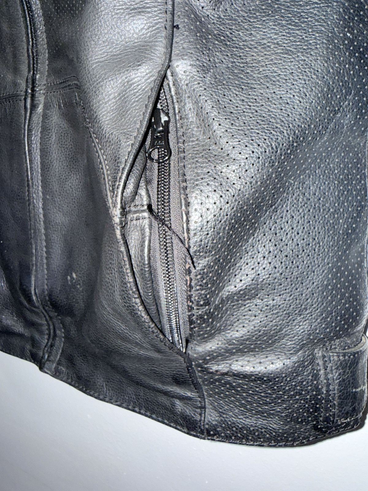 ICON Motorsports ICON Overlord Leather Moto Jacket Black M Techwear Size US M / EU 48-50 / 2 - 15 Thumbnail