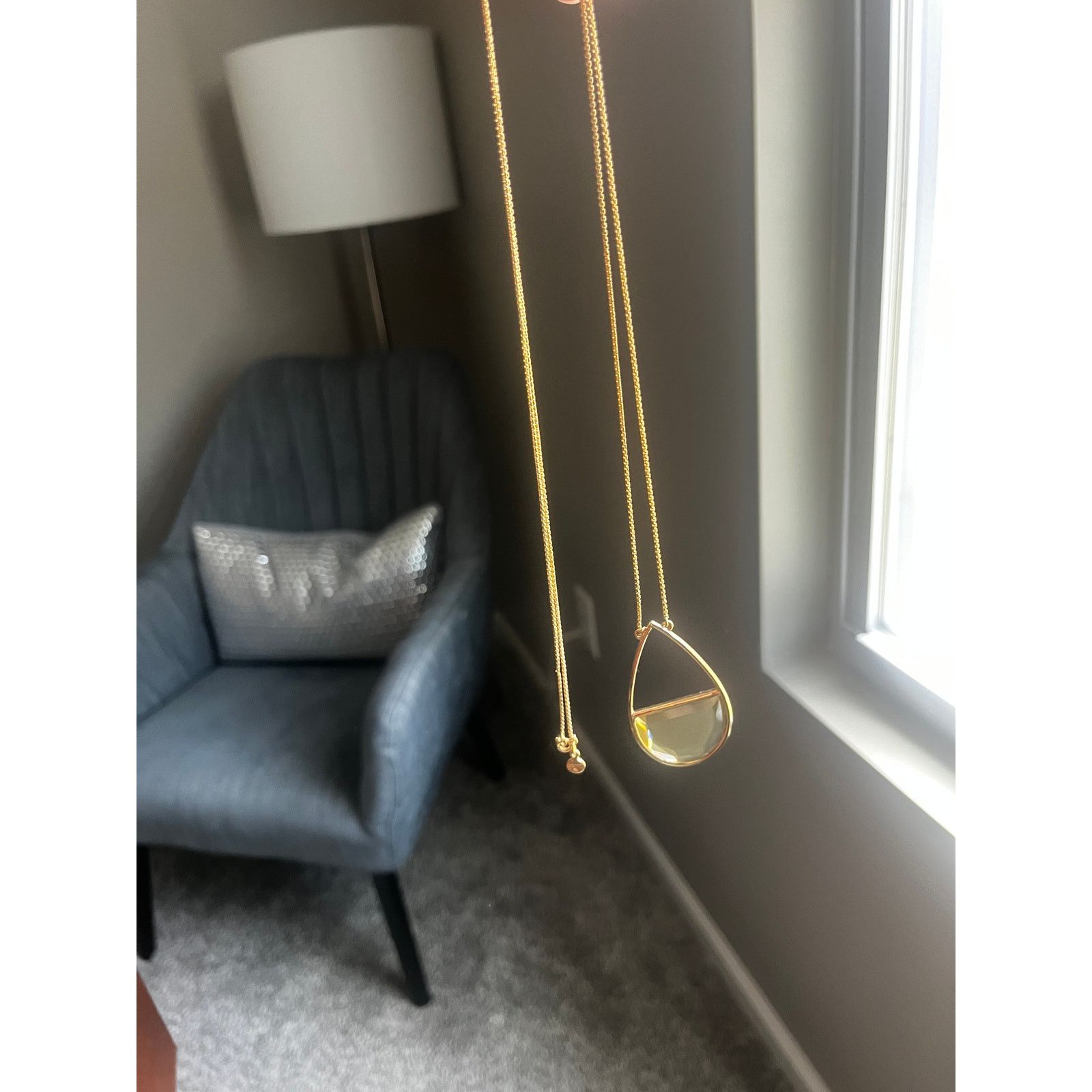 Loft Loft Gold Tone Acrylic Teardrop Warm Amber Necklace Size ONE SIZE - 4 Thumbnail