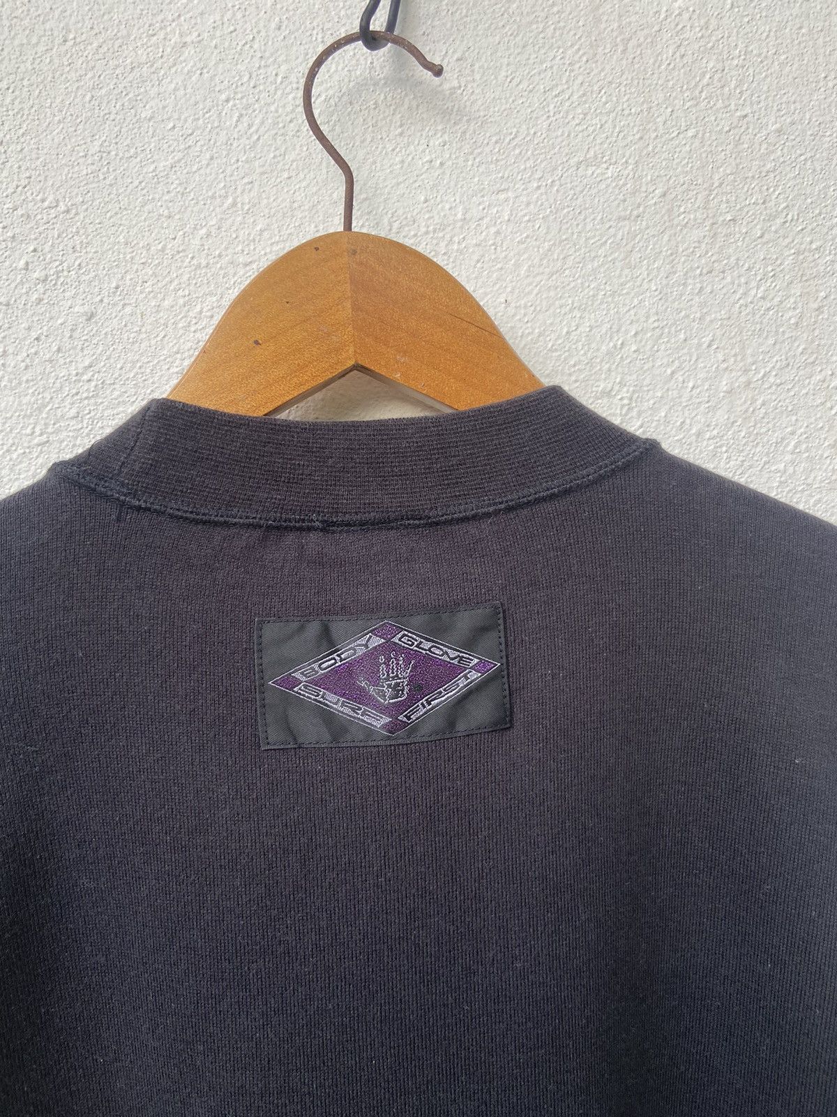 Body Glove 🔥 Vtg 80s Body Glove t shirt long sleeve surf design Size US L / EU 52-54 / 3 - 9 Thumbnail