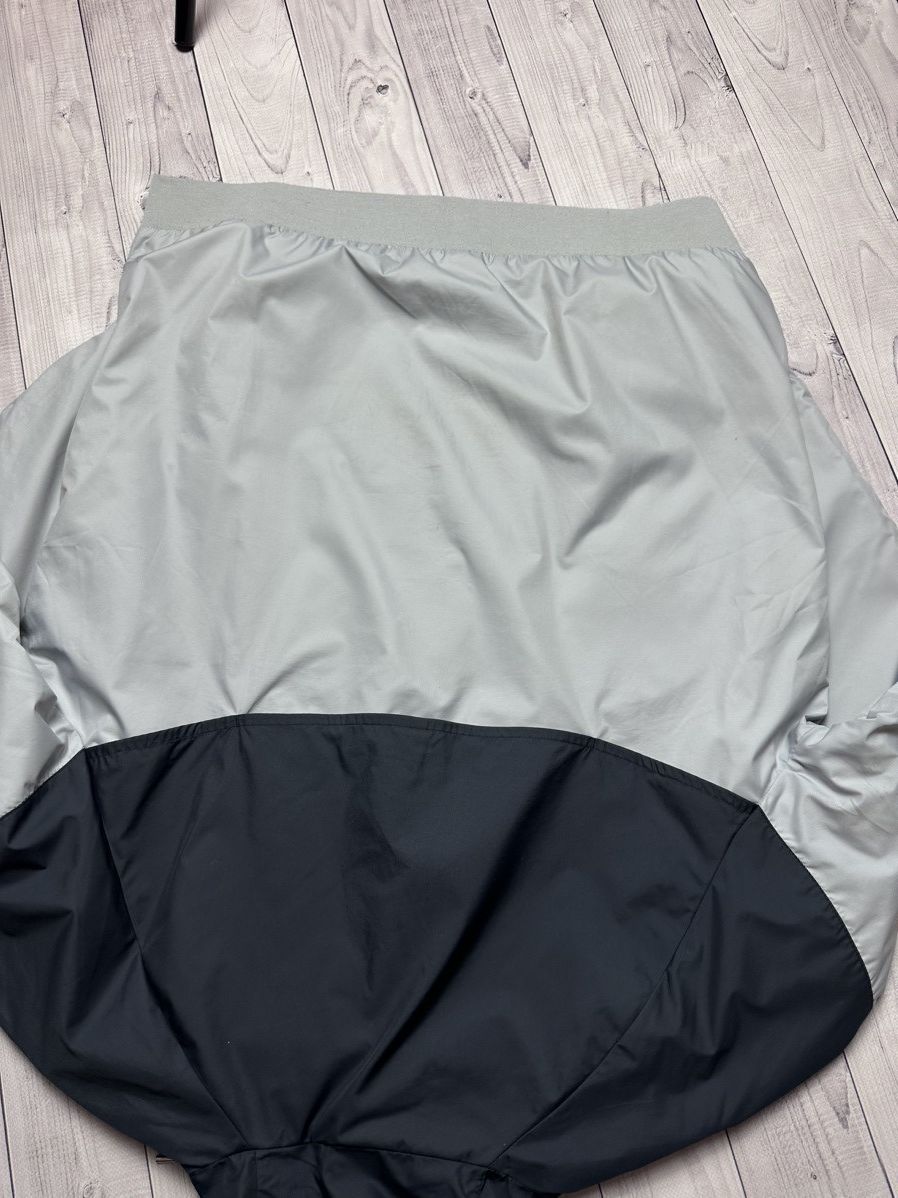 Vintage Vintage Nike PSG soccer jacket Windrunner size M Size US M / EU 48-50 / 2 - 10 Thumbnail