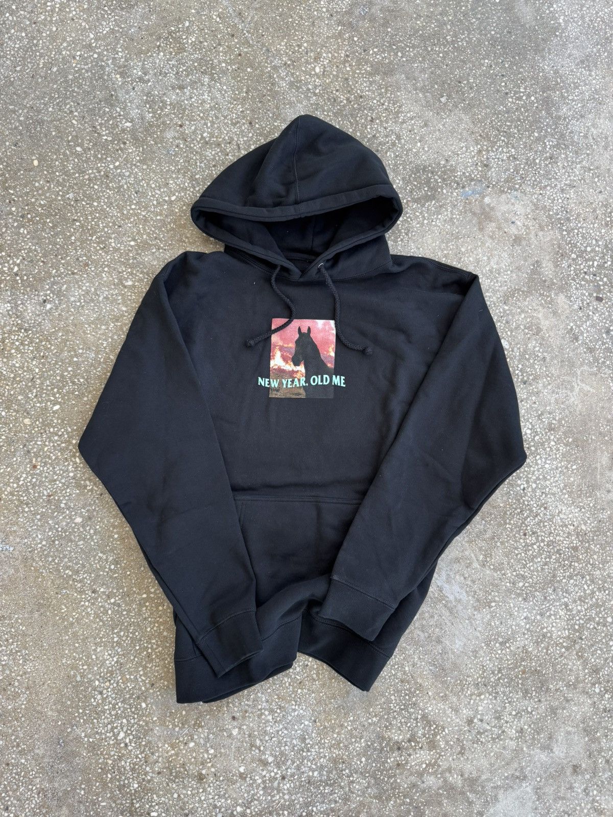 ASSC NEW YEAR OLD ME SZ Large