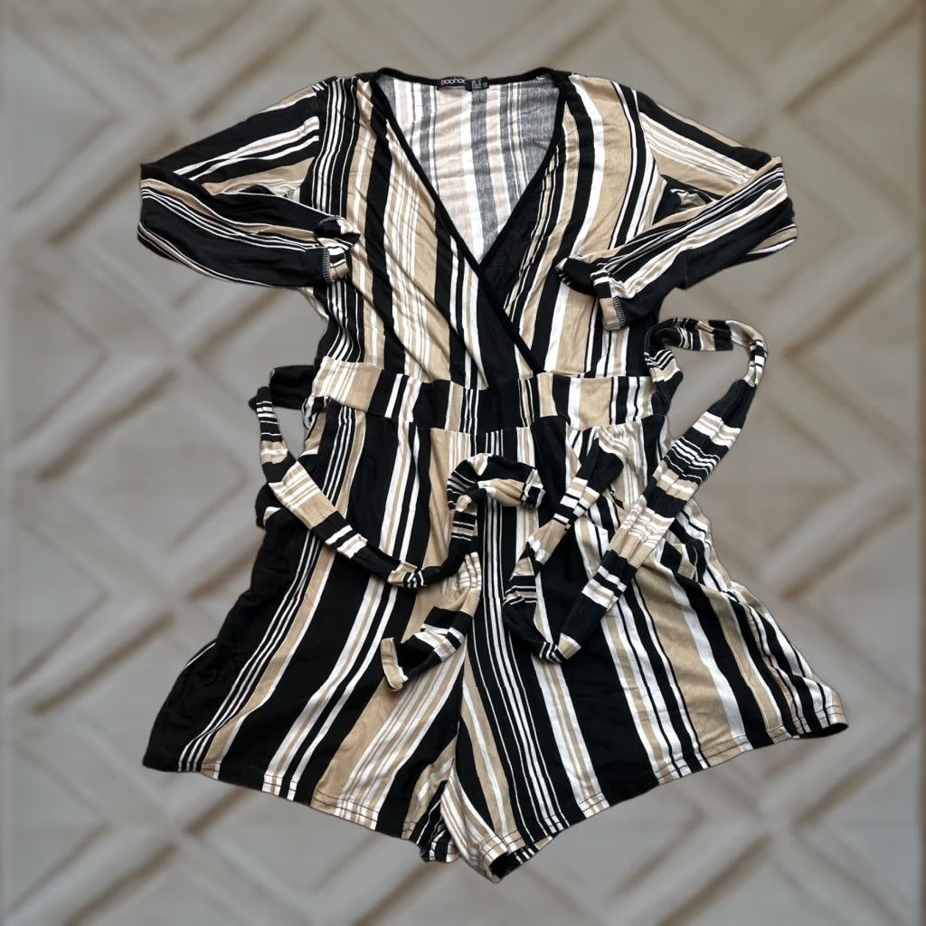 Boohoo Boohoo Romper Womens S Multicolor Striped V-Neck Belted Long Sleeve Casual Party/Cocktail Tie Size S / US 4 / IT 40 - 1 Thumbnail