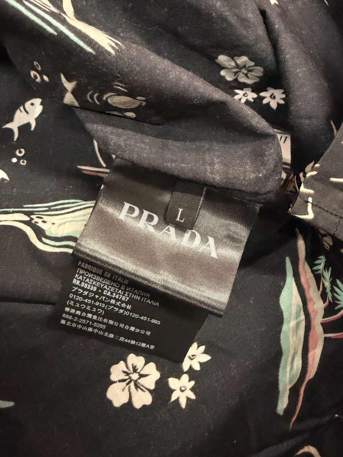 Prada PRADA 19” HAWAII SHIRT Size US L / EU 52-54 / 3 - 5 Thumbnail