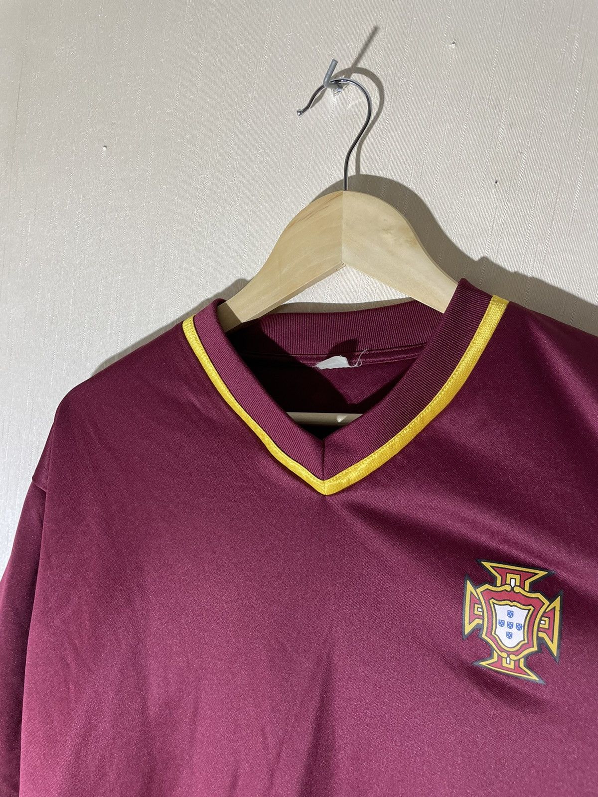 Vintage Portugal Figo #7 vintage soccer jersey streetwear Size US XL / EU 56 / 4 - 8 Thumbnail