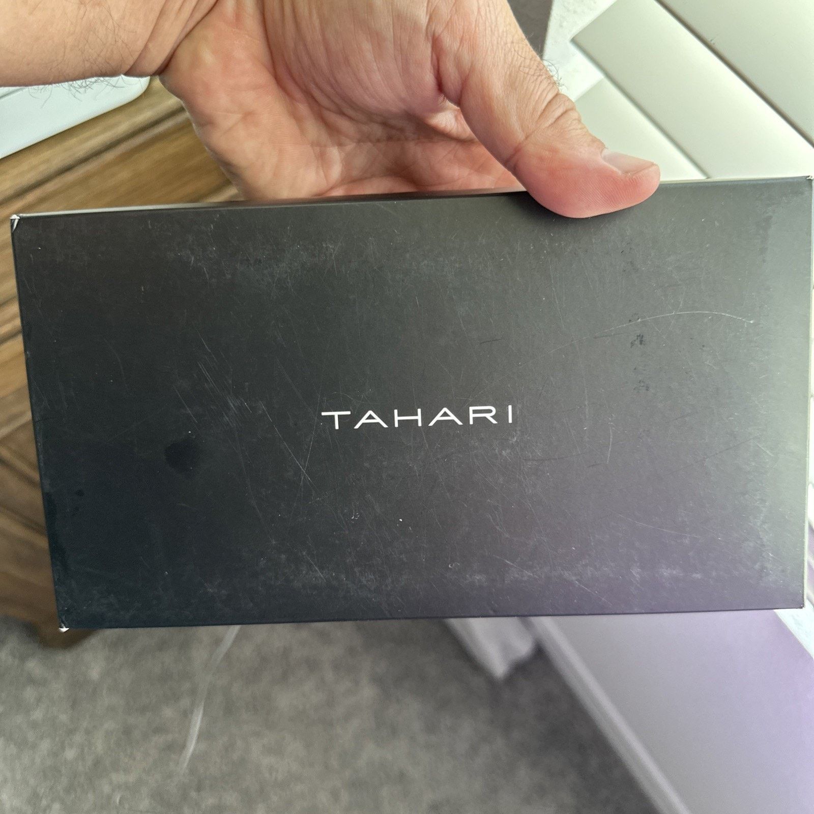 Other Red Women's TAHARI Wallet w Gift Box RFID PROTECTION $60 NWT Size ONE SIZE - 2 Thumbnail
