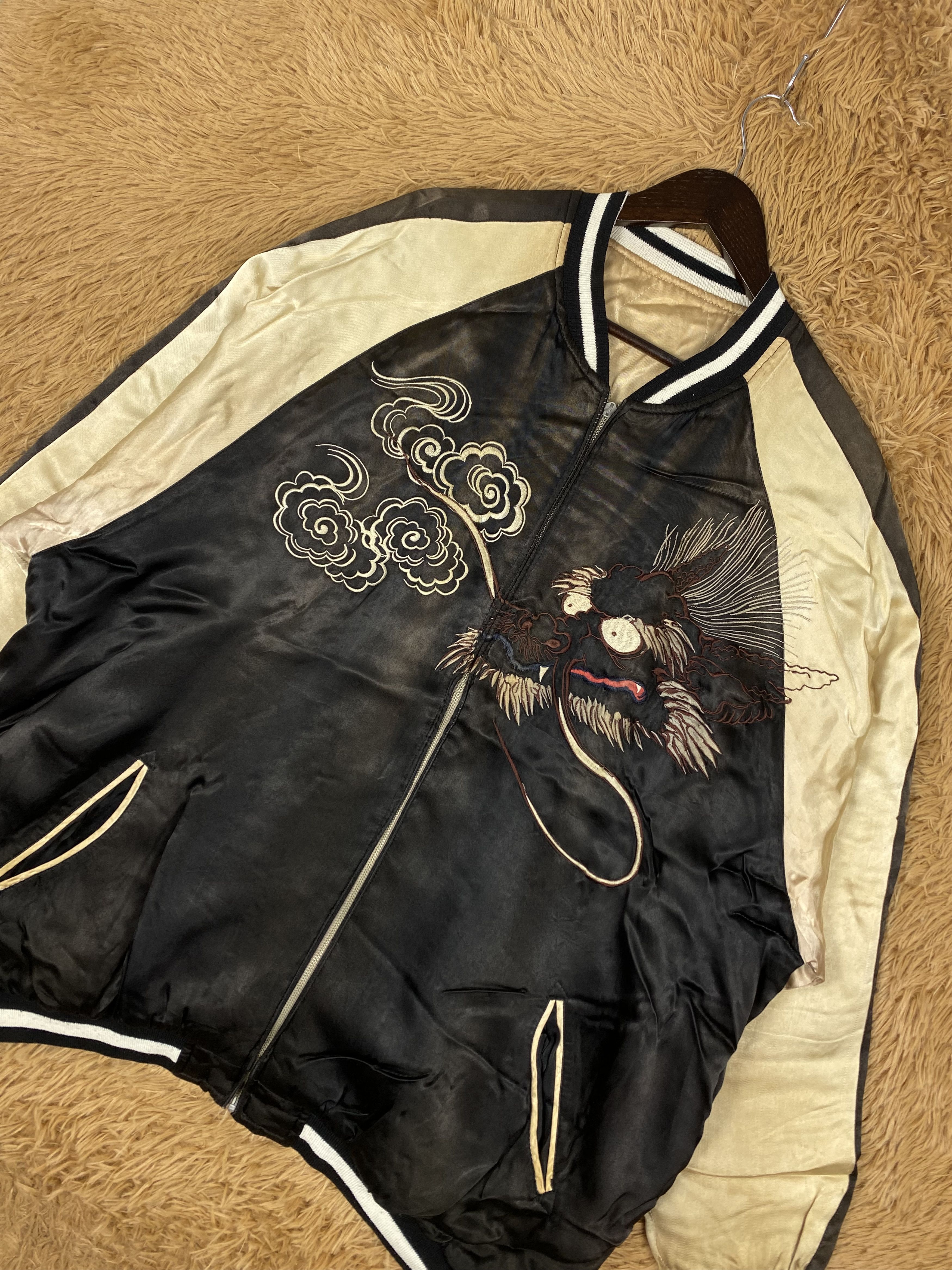 Japanese Brand Vintage Sukajan Dragon Art Varsity Jacket DJ0502 Size US XL / EU 56 / 4 - 2 Thumbnail