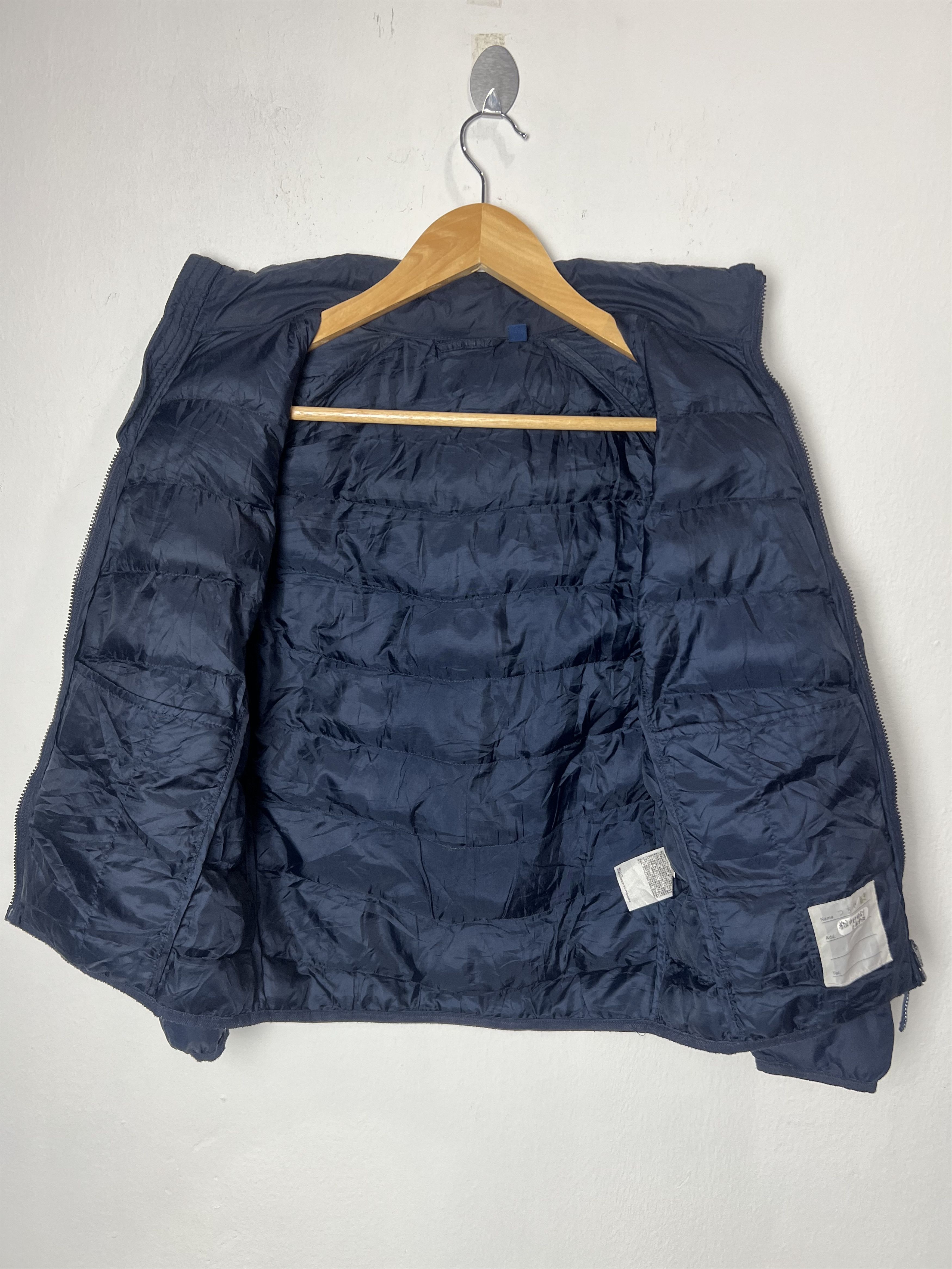 Uniqlo Uniqlo Ultra Light Down Puffer Jacket Kids 140 Size US XS / EU 42 / 0 - 8 Thumbnail
