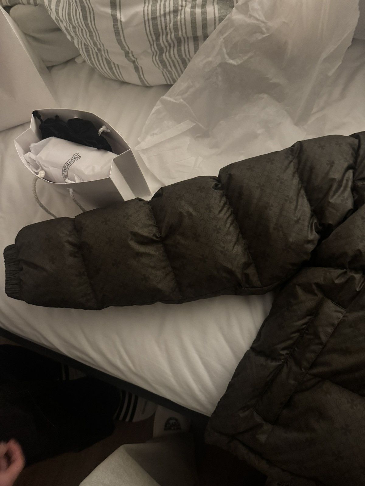 Chrome Hearts Chrome Hearts Monogram Puffer Jacket Olive Size US L / EU 52-54 / 3 - 3 Thumbnail