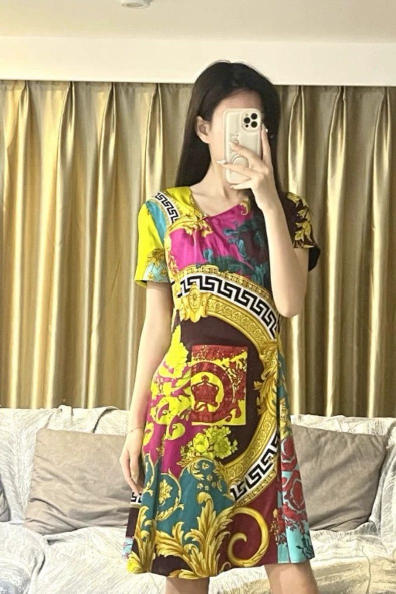 Versace Versace Baroque print dress Size XXL / US 16-18 / IT 52-54 - 6 Thumbnail