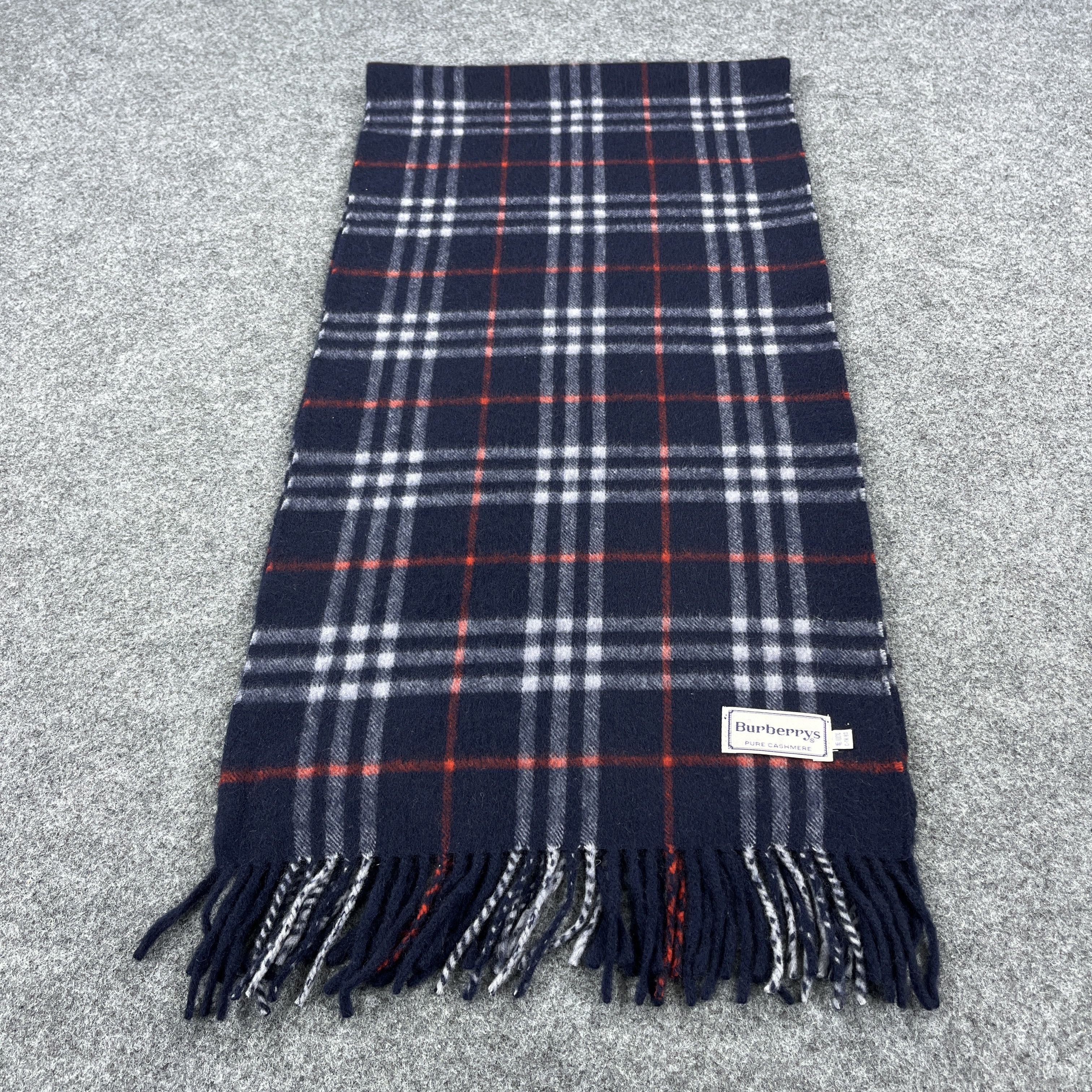 Burberry Burberrys Scarf / Muffler / Neckwear T1525 Size ONE SIZE - 2 Thumbnail