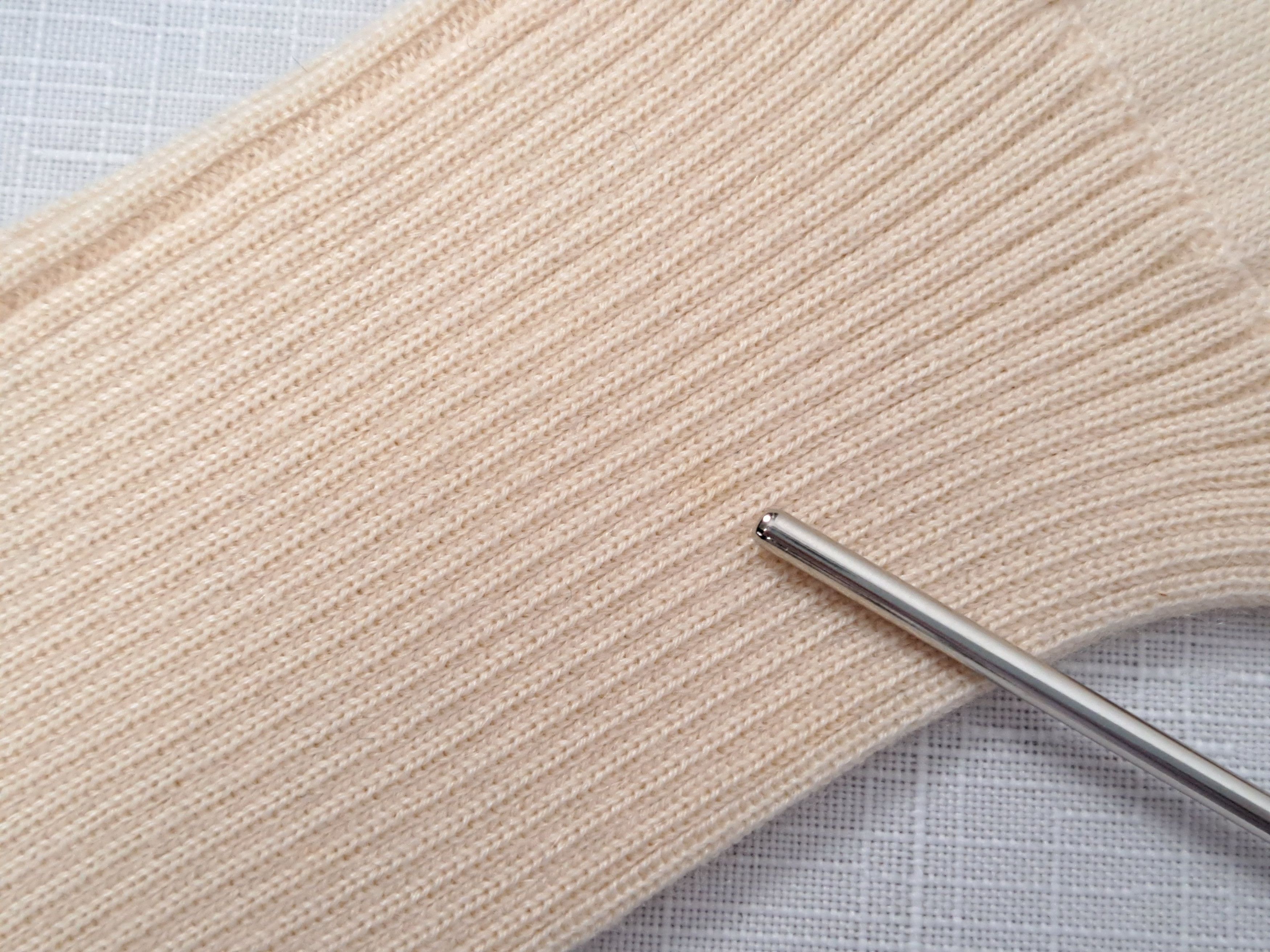 Gucci GUCCI lightweight cashmere turtleneck jumper. Size S / US 4 / IT 40 - 14 Thumbnail