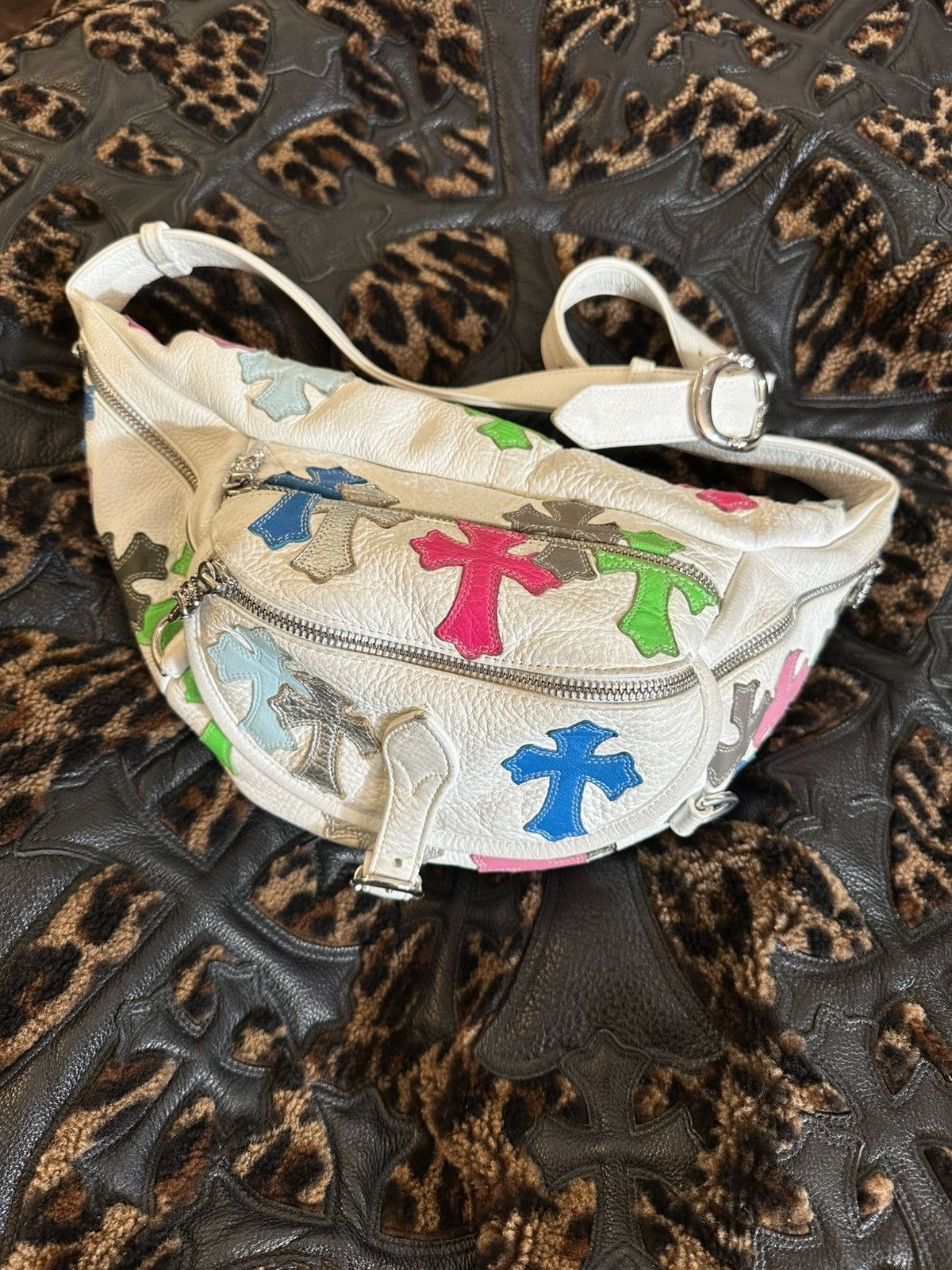 Chrome Hearts CHROME HEARTS MUTLI PATCH SNAT BAG Size ONE SIZE - 1 Thumbnail
