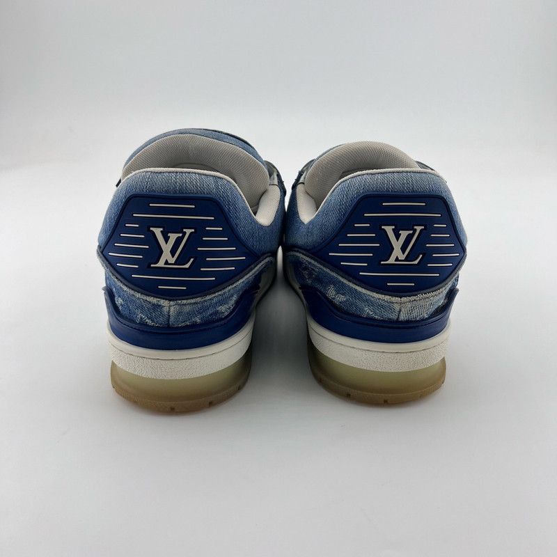 Louis Vuitton Louis Vuitton Stylish Blue Sneakers for Men - Size US 9 / EU 42 - 3 Thumbnail