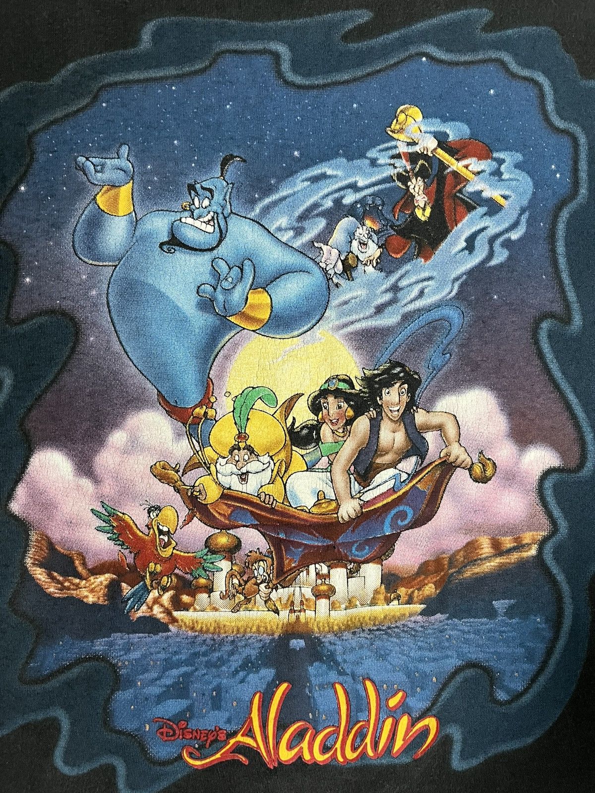 Disney Vintage Aladdin 90s t shirt Size US XL / EU 56 / 4 - 2 Thumbnail