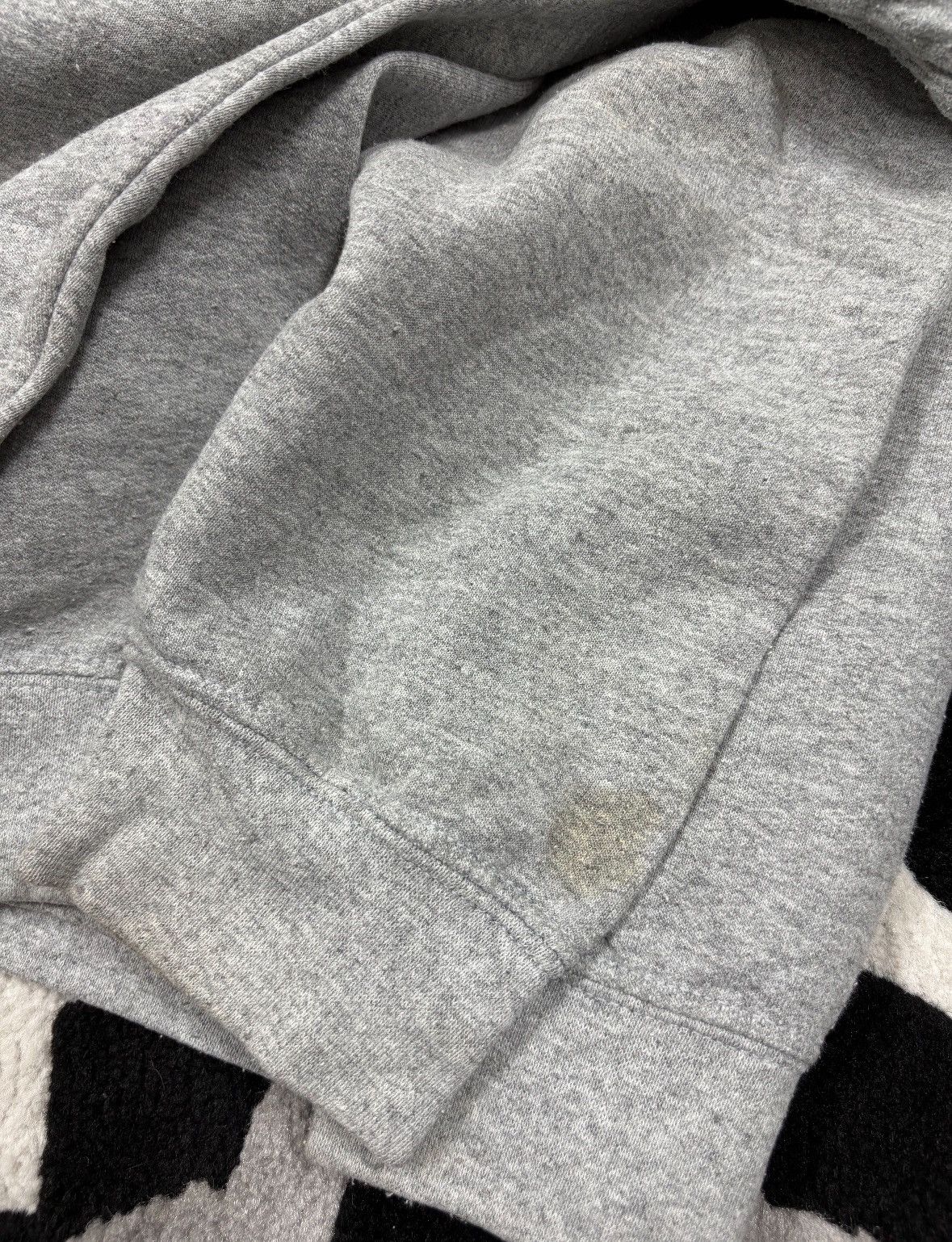 Other Vintage Mc Escher Drawing Hands Pullover Hoodie Size US L / EU 52-54 / 3 - 7 Thumbnail