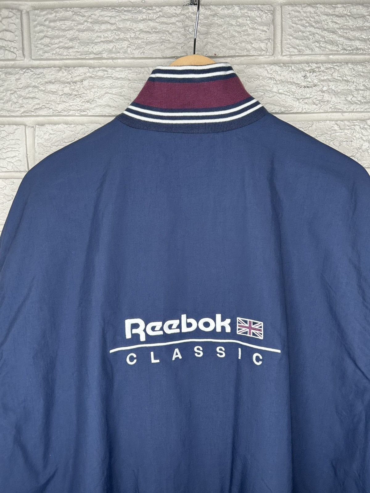 Reebok Vintage Reebok Classic Embroidered Jacket Size US L / EU 52-54 / 3 - 7 Thumbnail